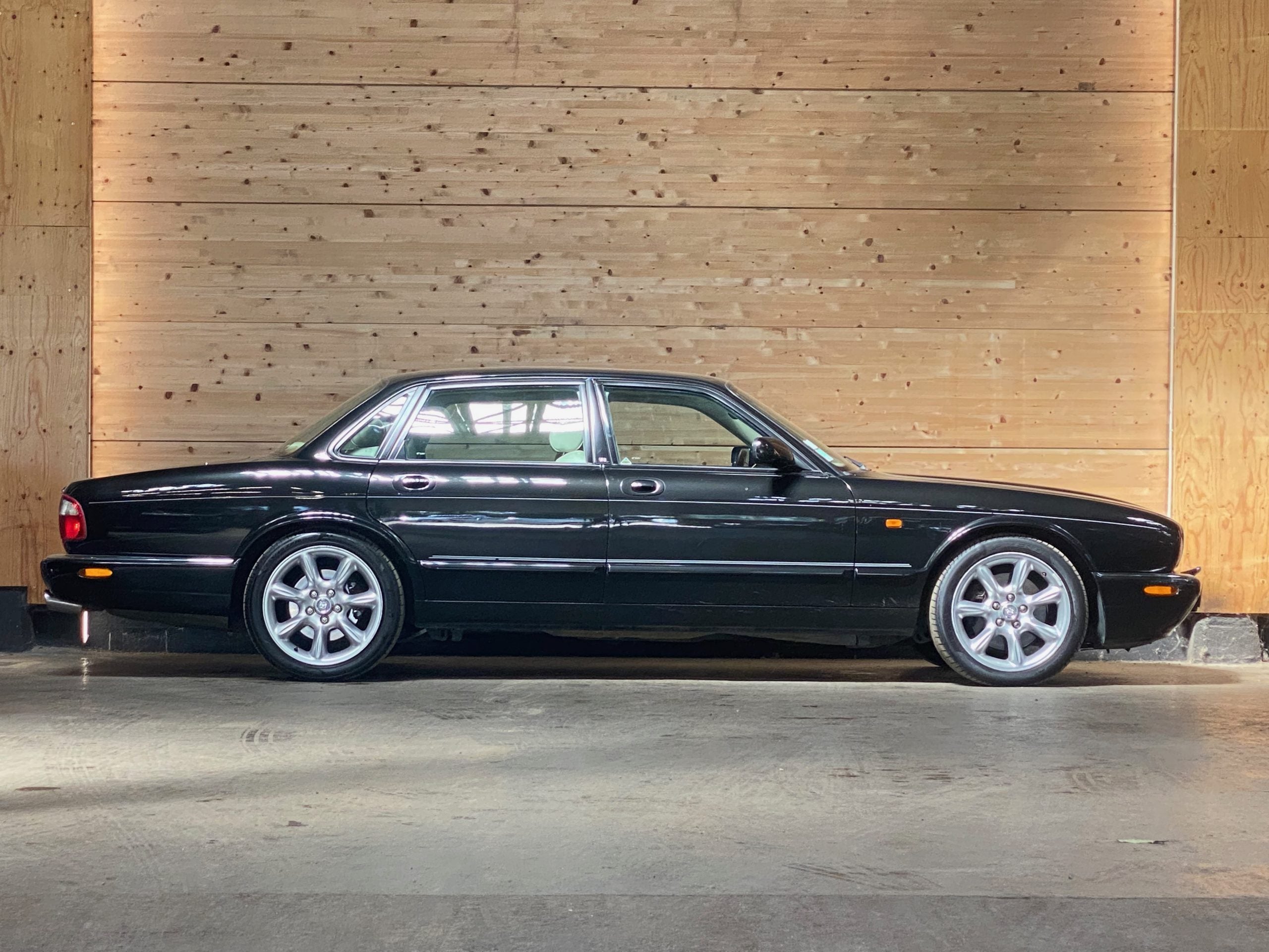 Jaguar XJR 4.0 375ch