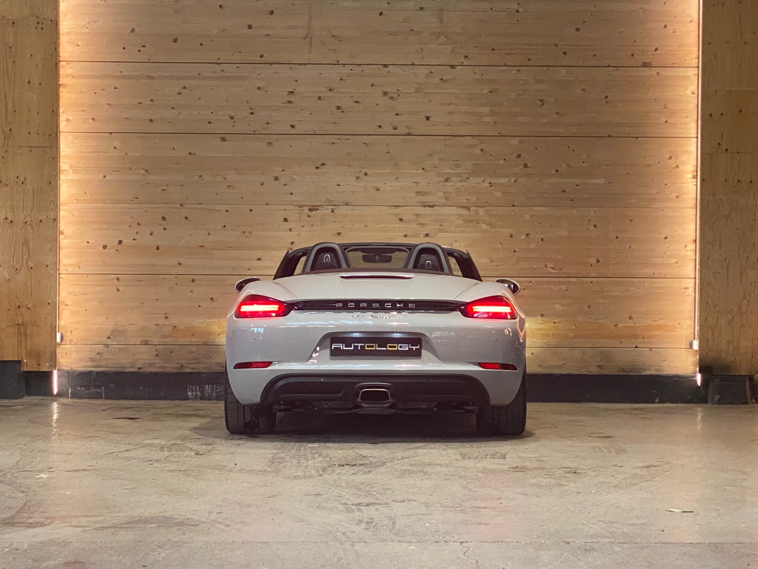 Porsche 718 Boxster