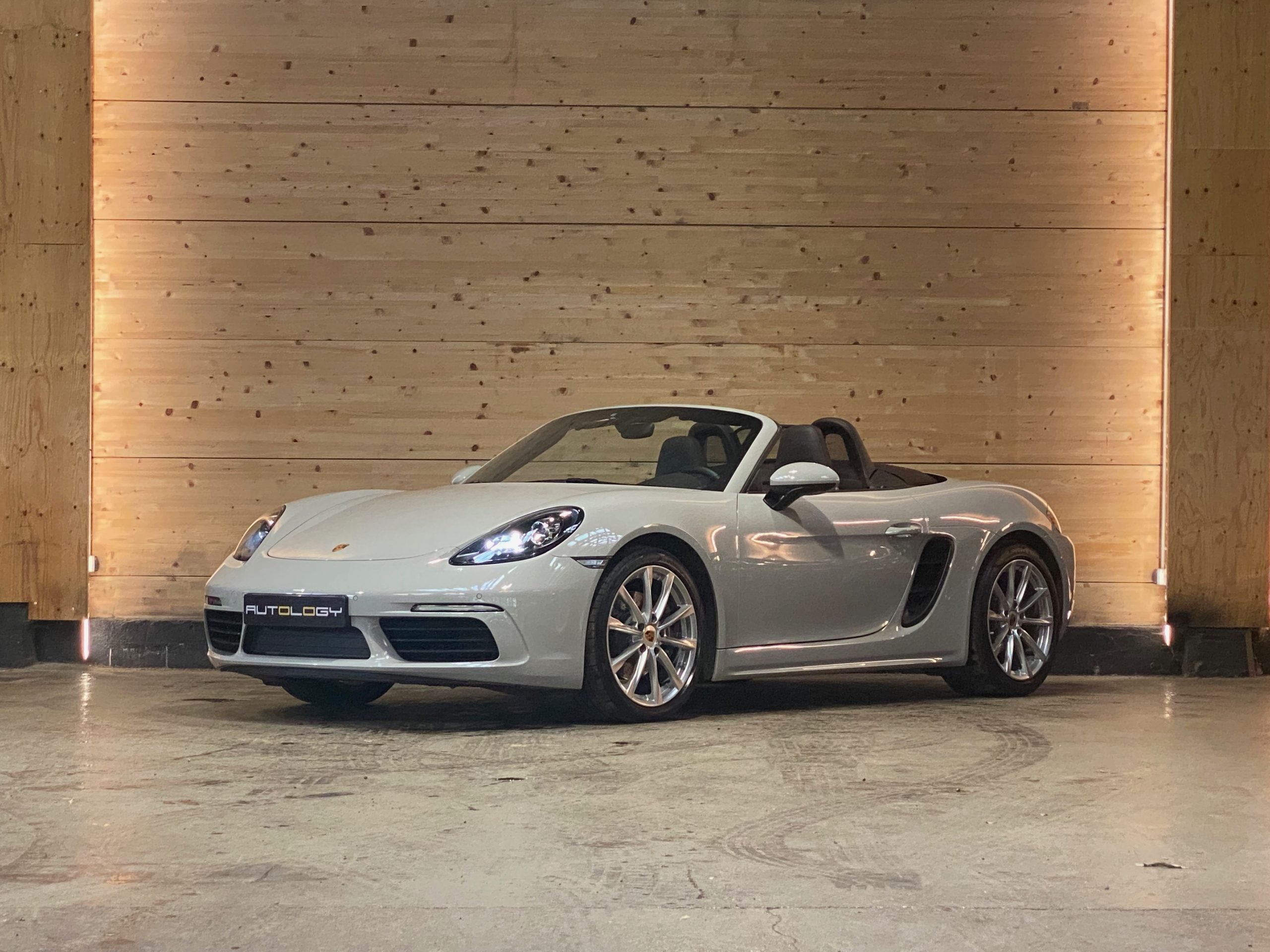 Porsche 718 Boxster