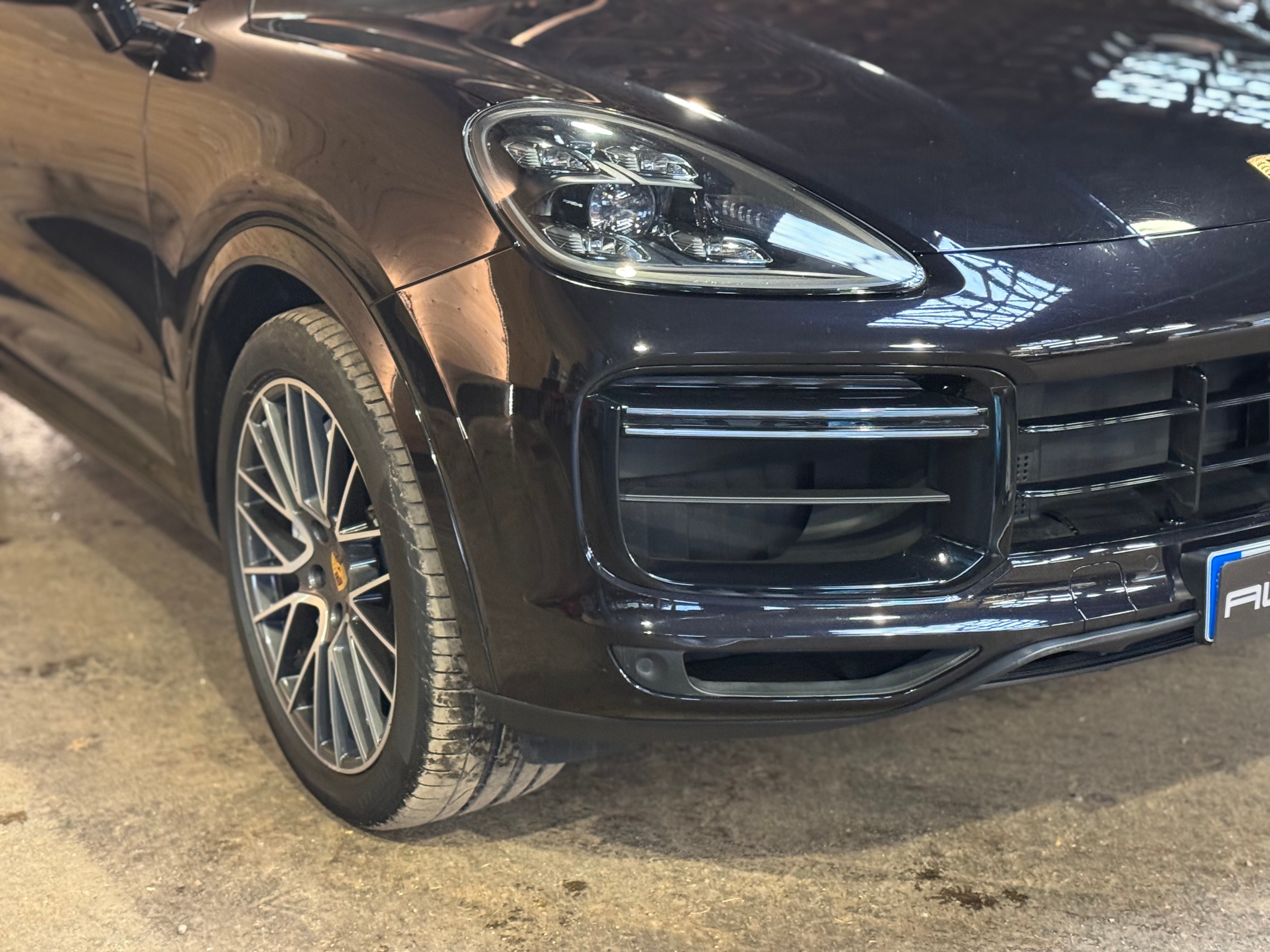 Porsche Cayenne Turbo V8 4.0 550ch