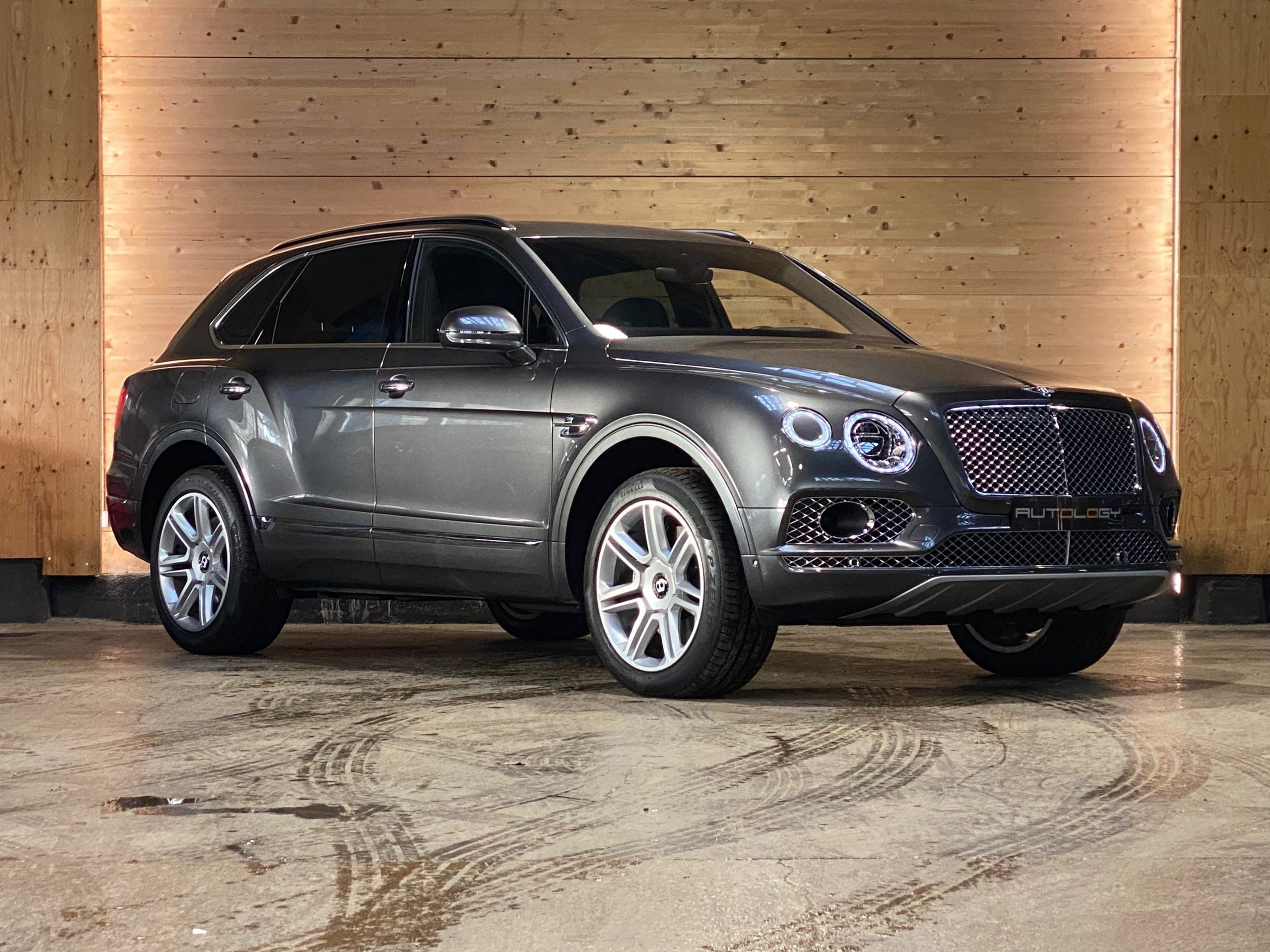 Bentley Bentayga V8 550ch Mulliner