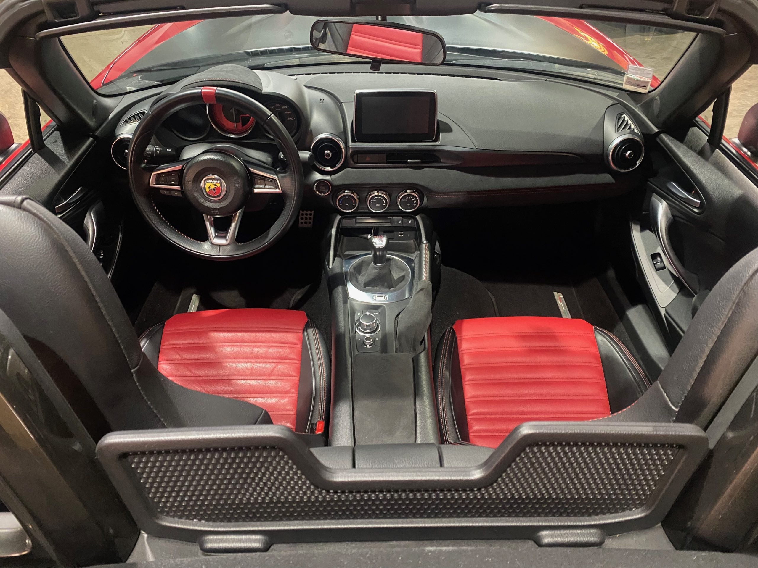 Abarth 124 Spider BVM