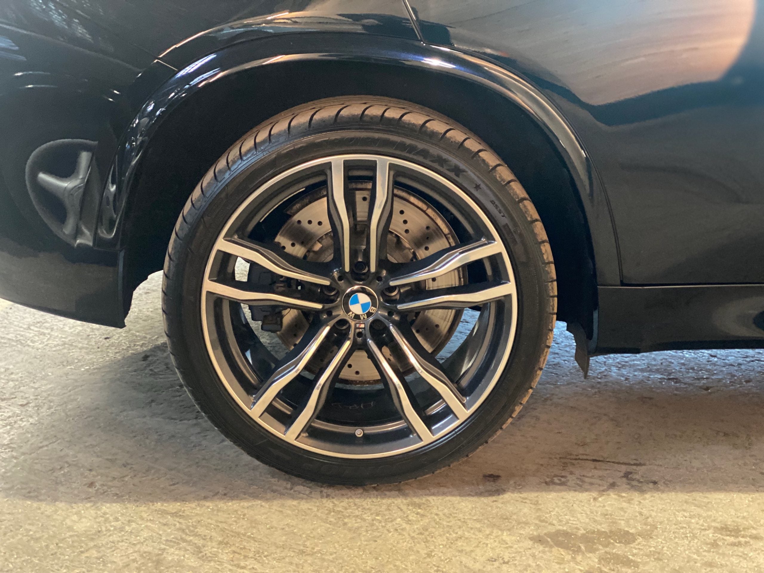 BMW X5 M 4.4 575ch