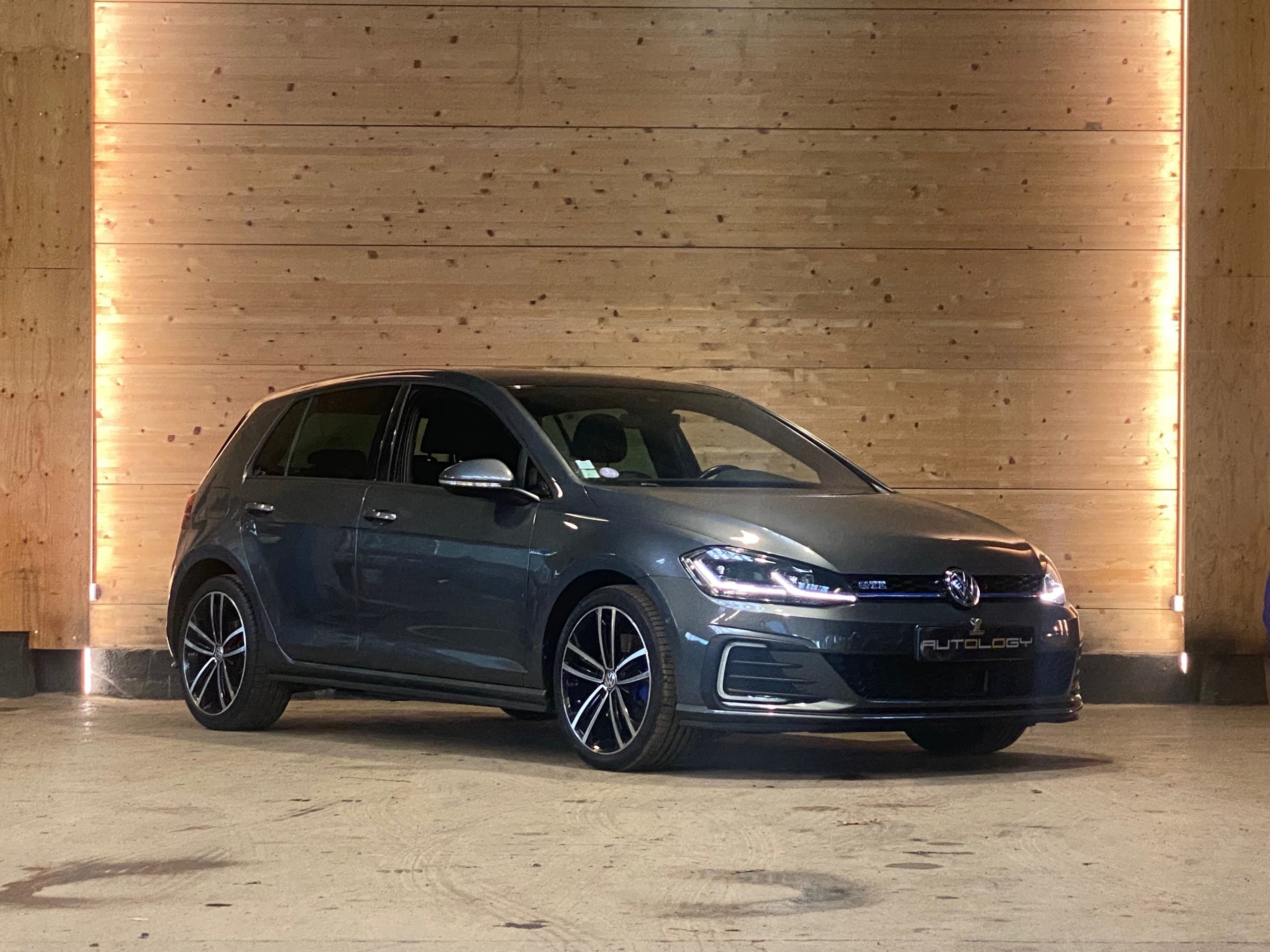 Volkswagen Golf GTE 1.4 TSI 204 Hybride