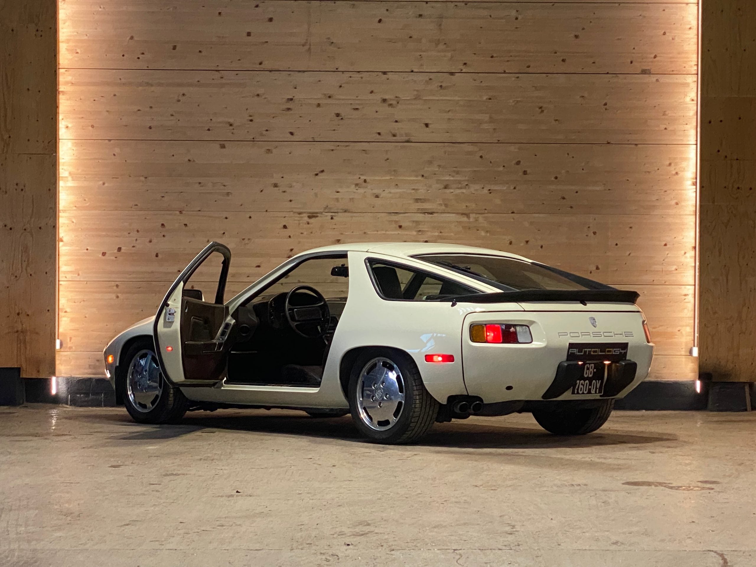 Porsche 928 S BVA