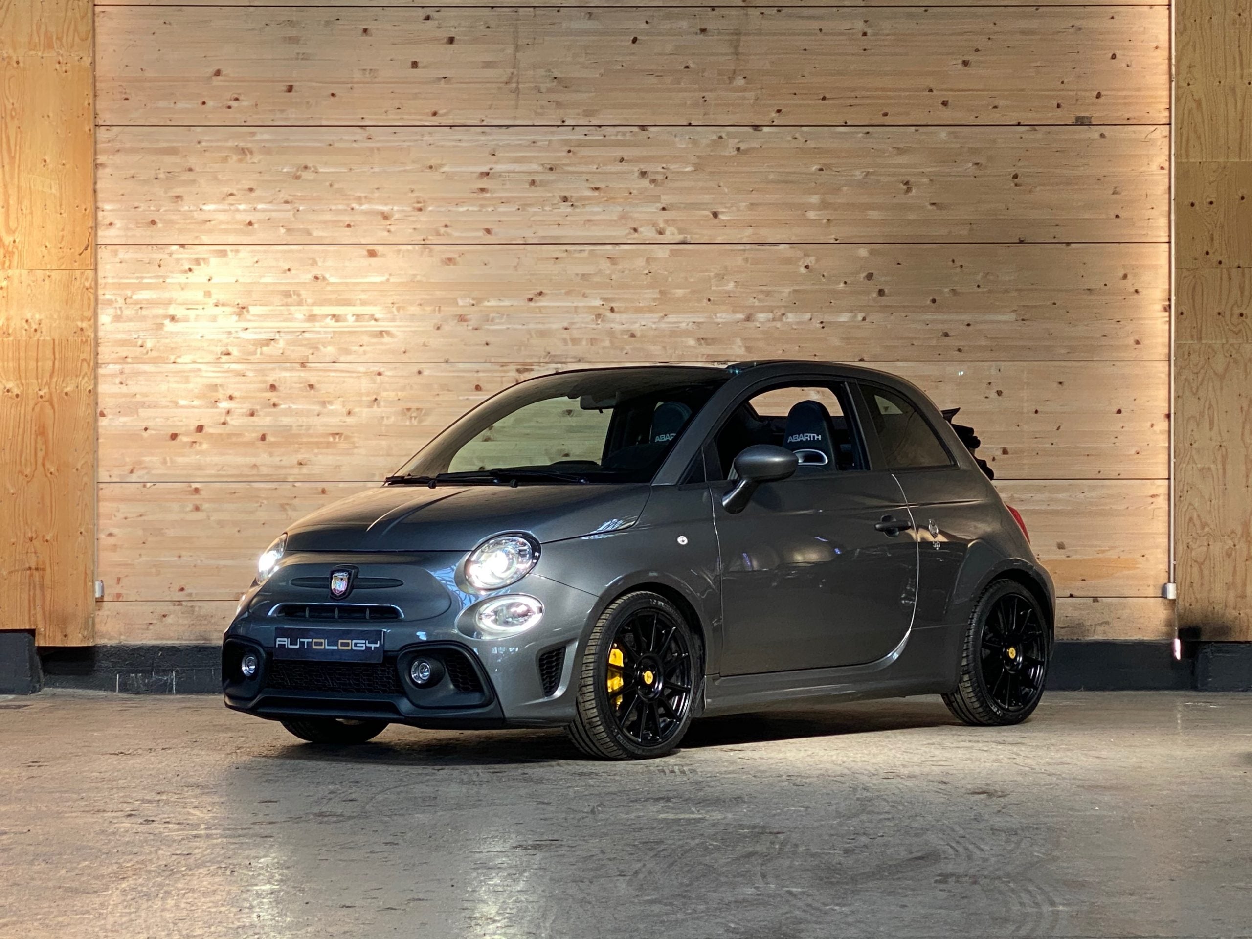 Abarth 595 Convertible 1.4 T-Jet 180ch