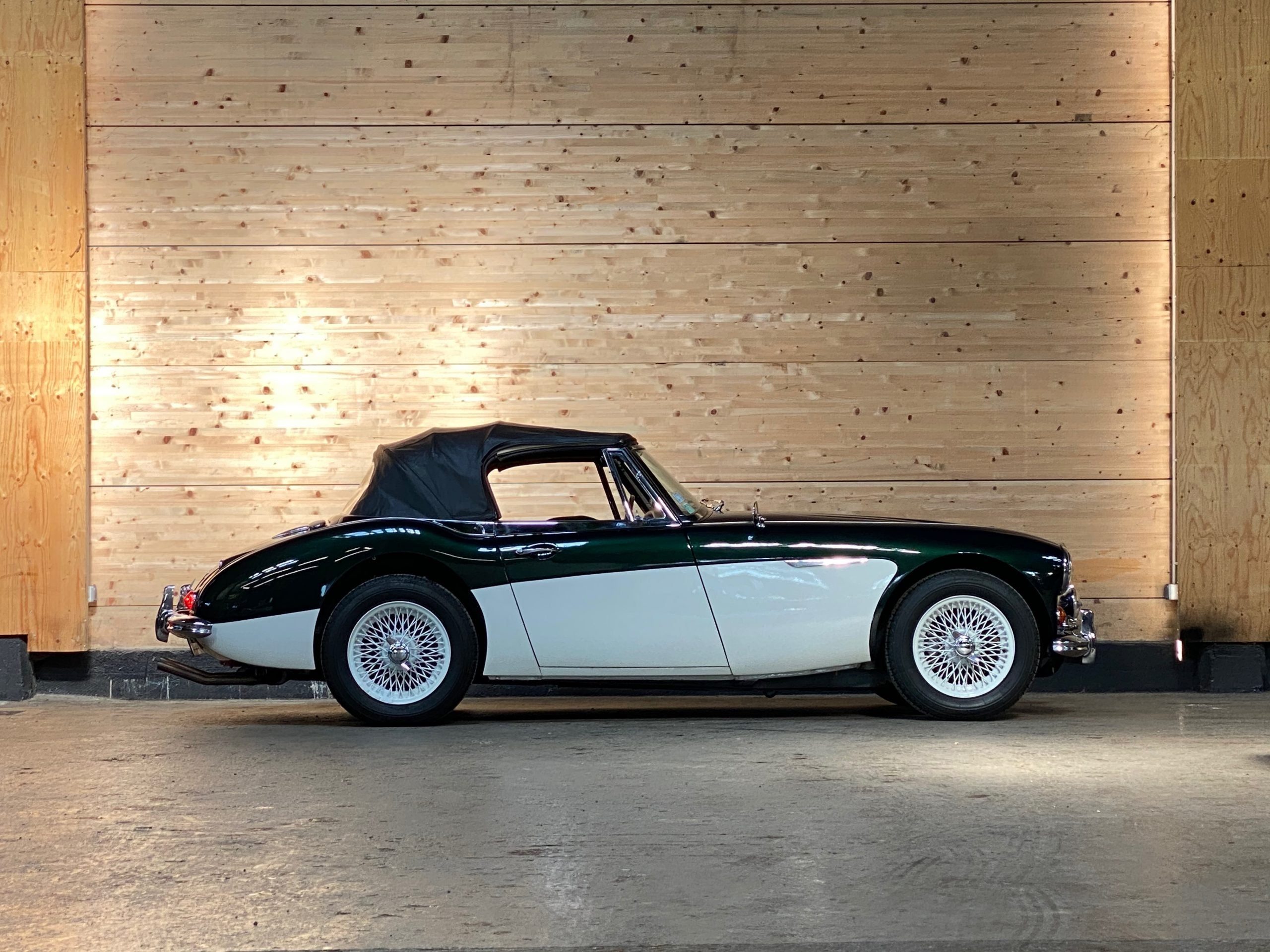 Austin Healey 3000 MkIII BJ8 Phase I