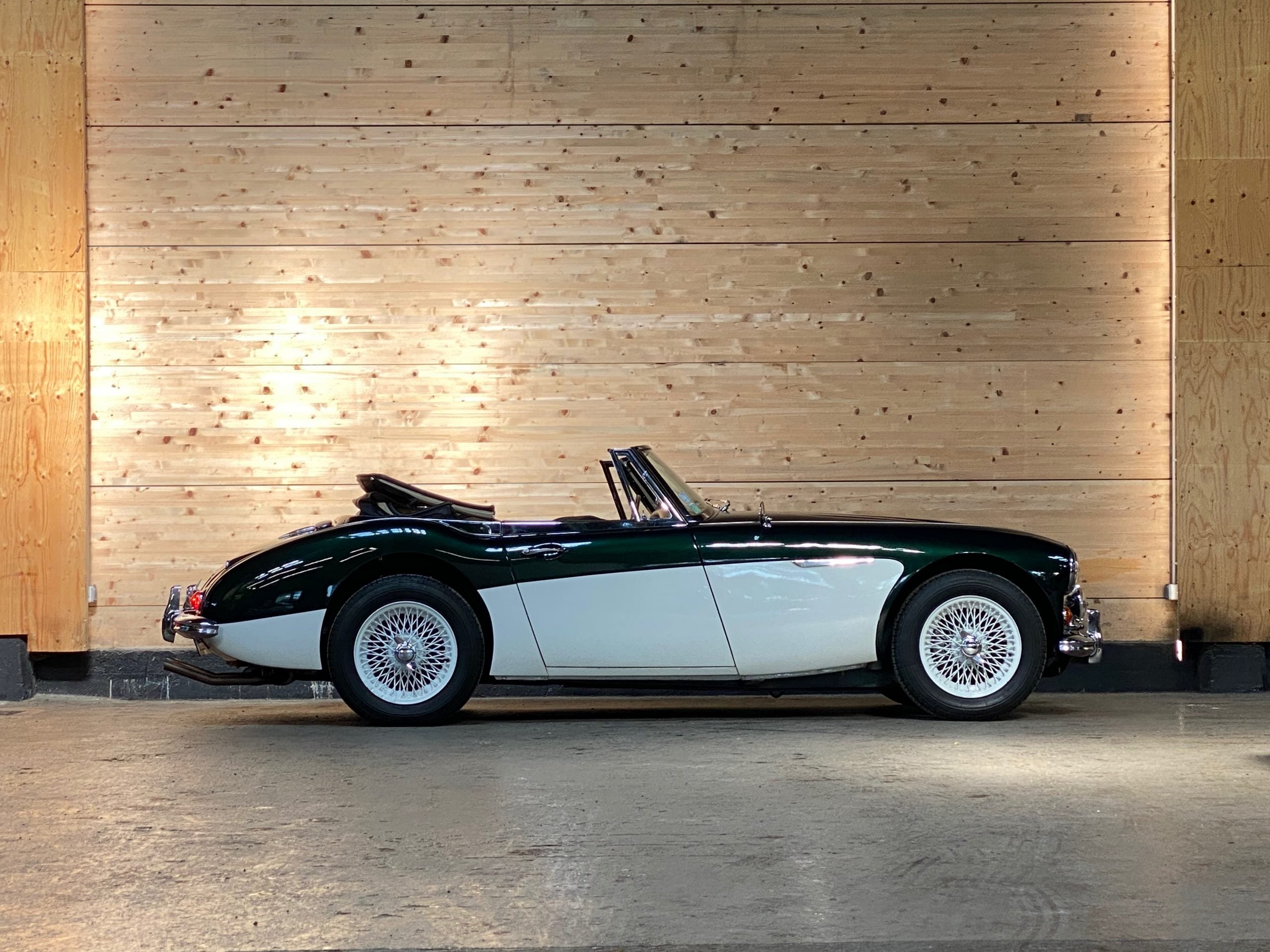 Austin Healey 3000 MkIII BJ8 Phase I