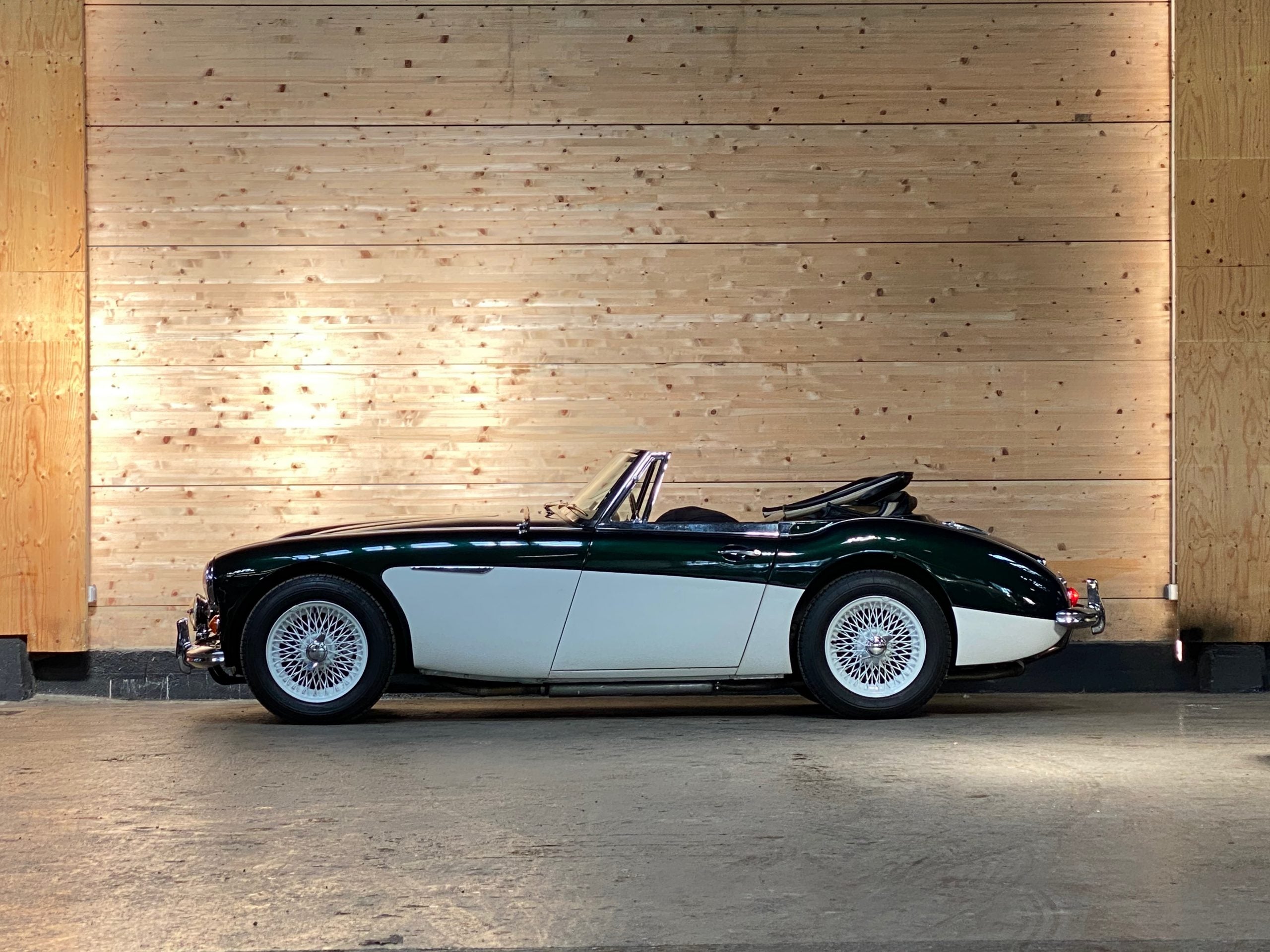 Austin Healey 3000 MkIII BJ8 Phase I