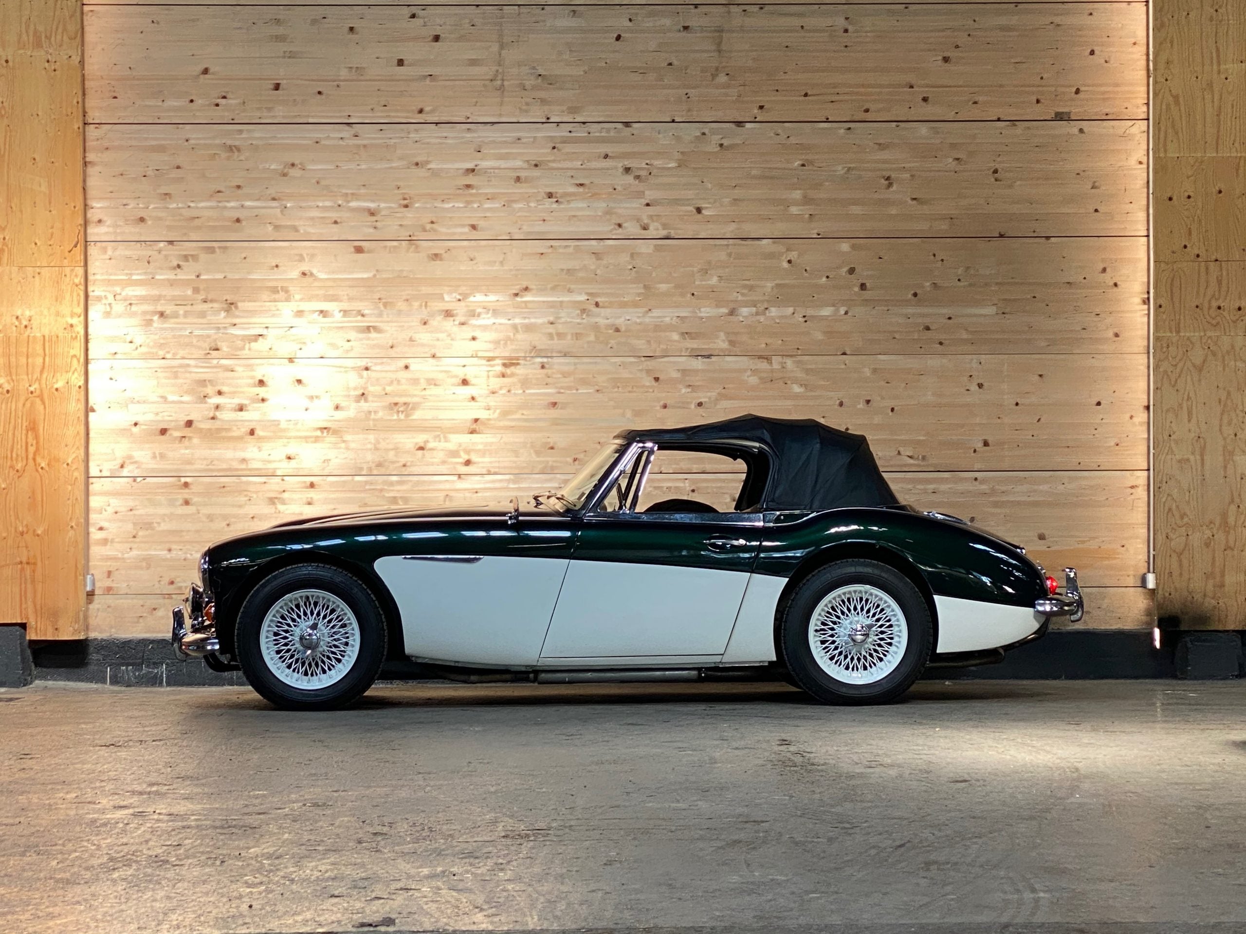 Austin Healey 3000 MkIII BJ8 Phase I