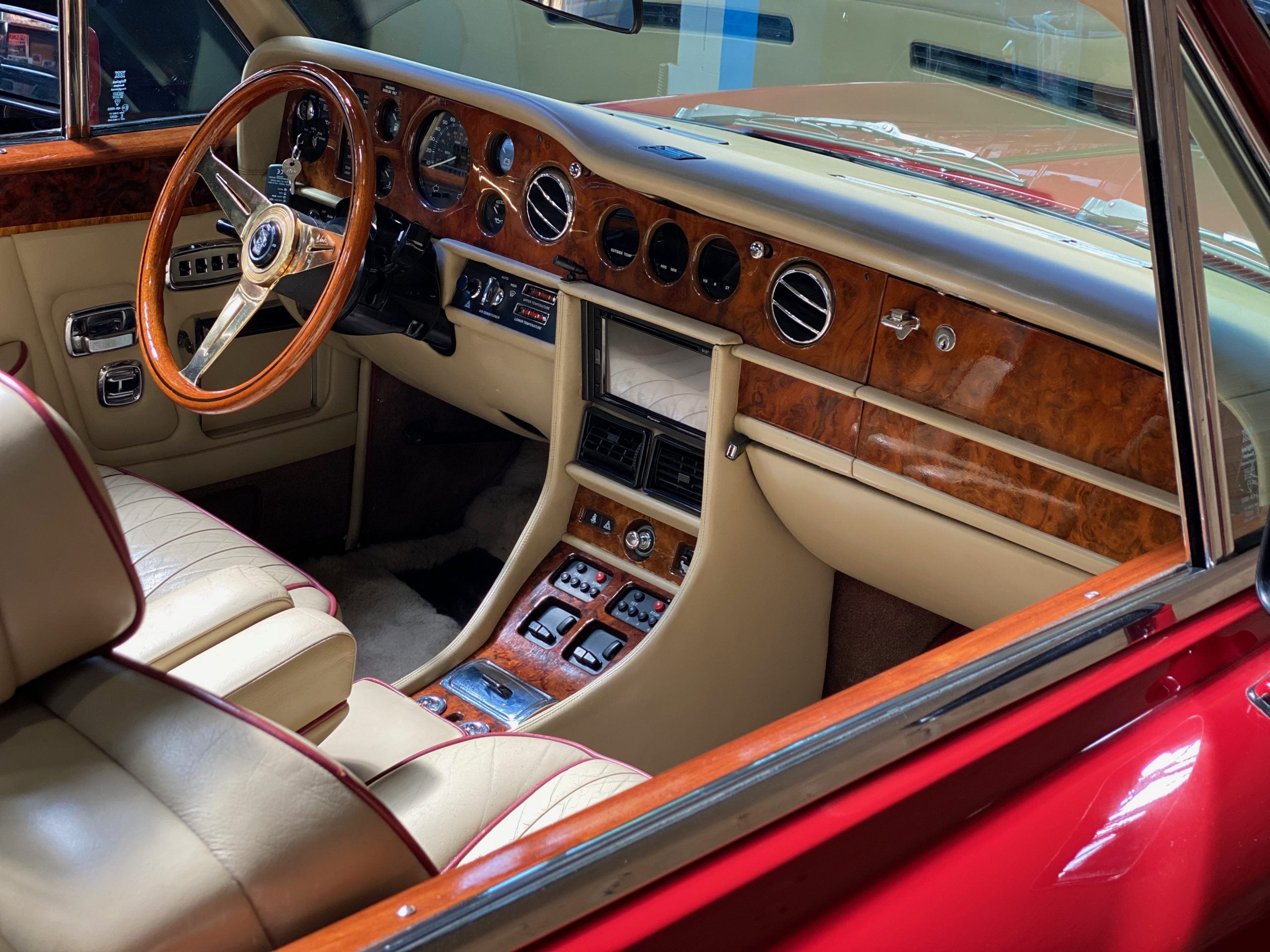 Rolls Royce Corniche II