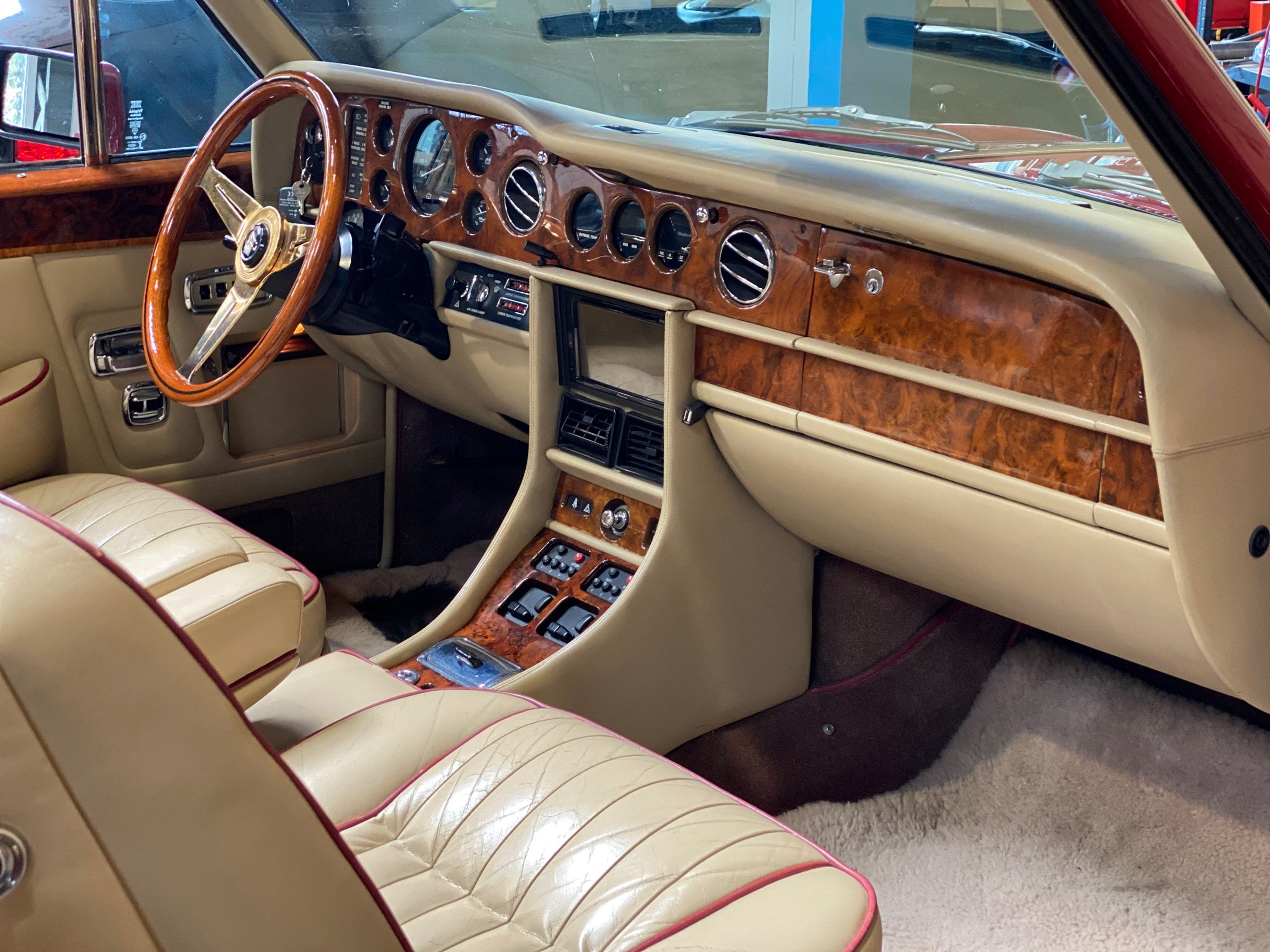 Rolls Royce Corniche II