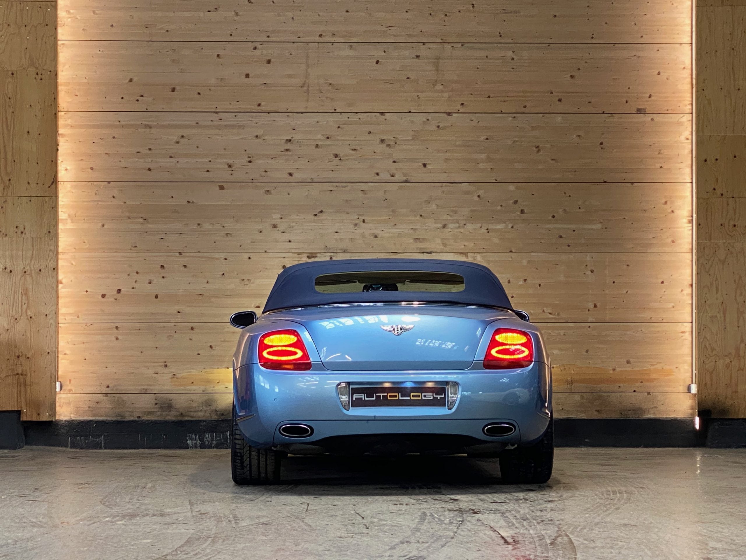 Bentley Continental GTC