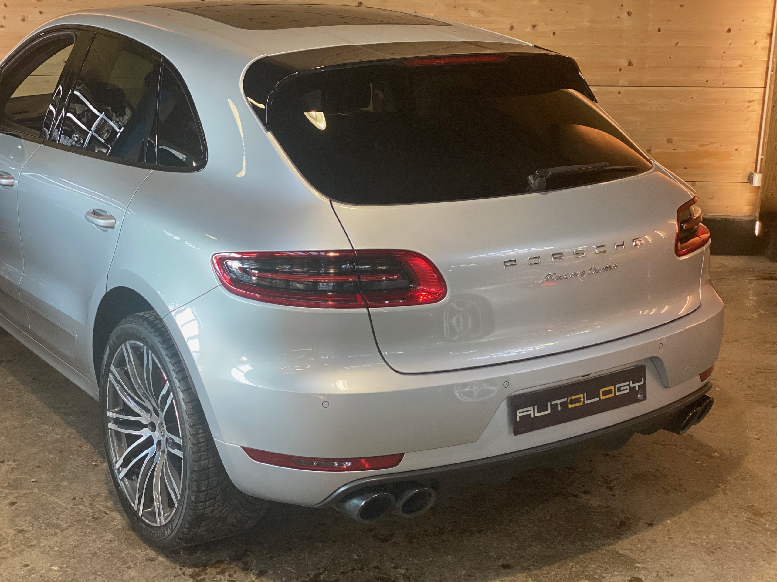 Porsche Macan Turbo