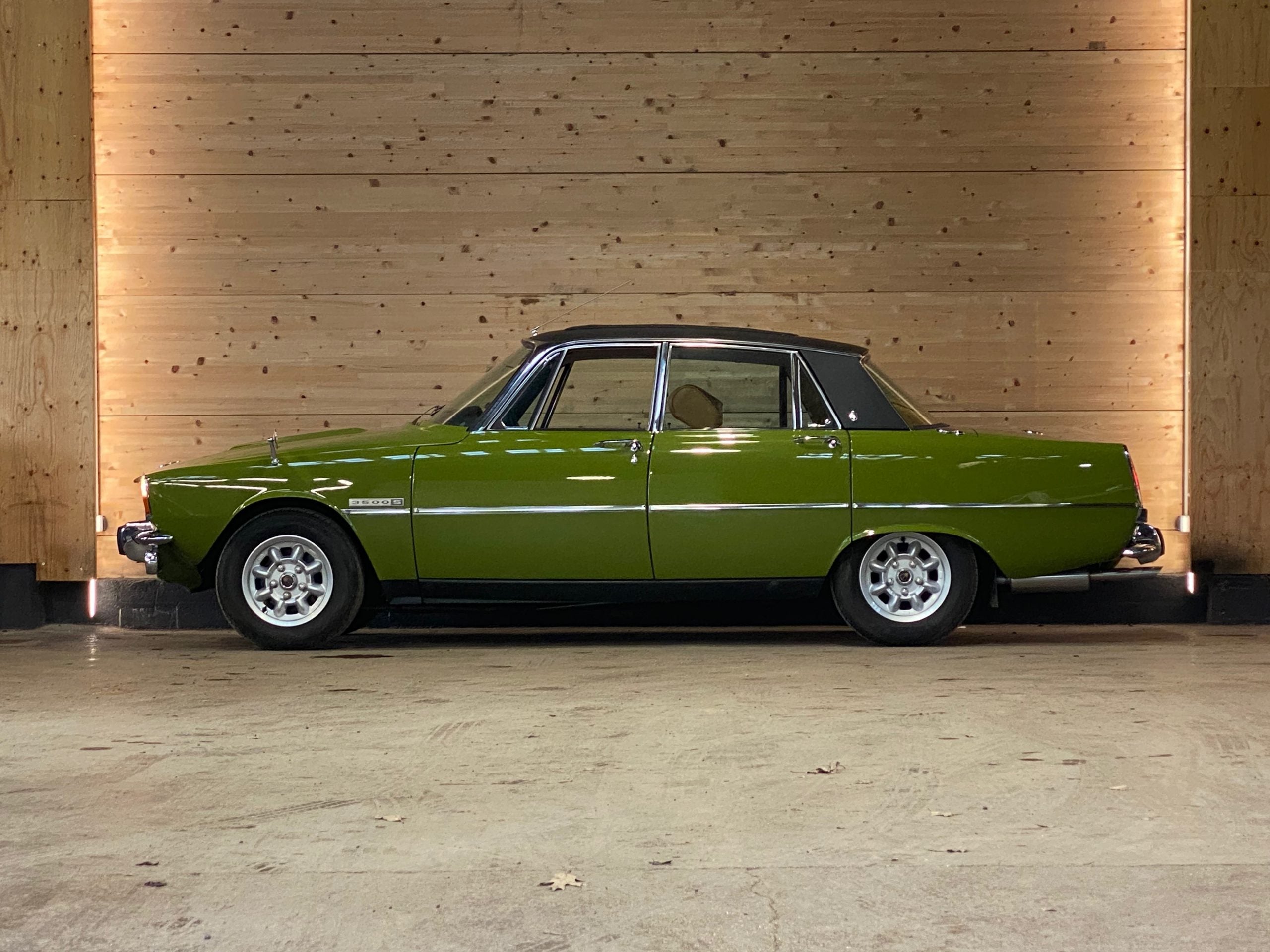 Rover P6 3500S