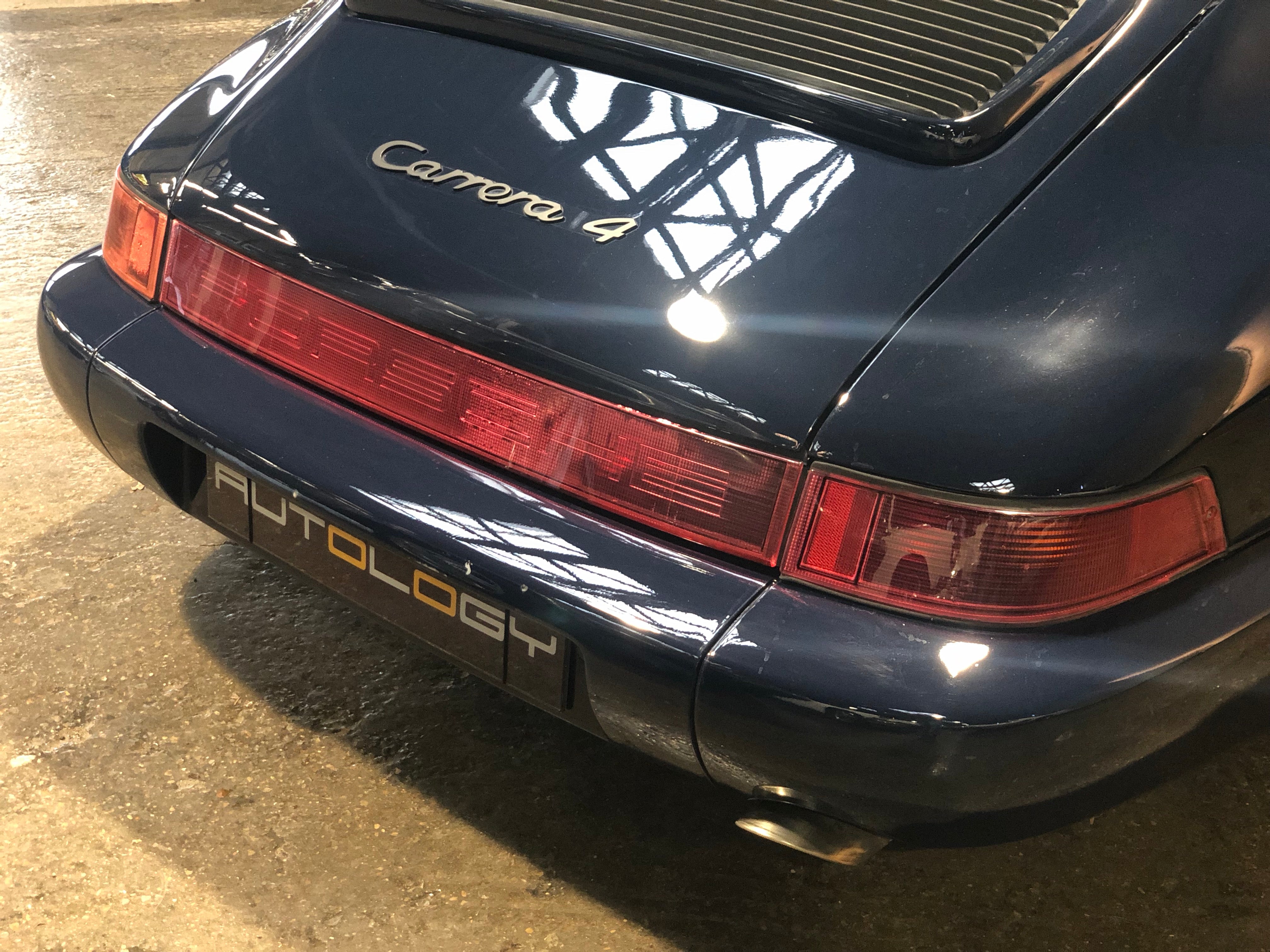 Porsche 964 Carrera 4