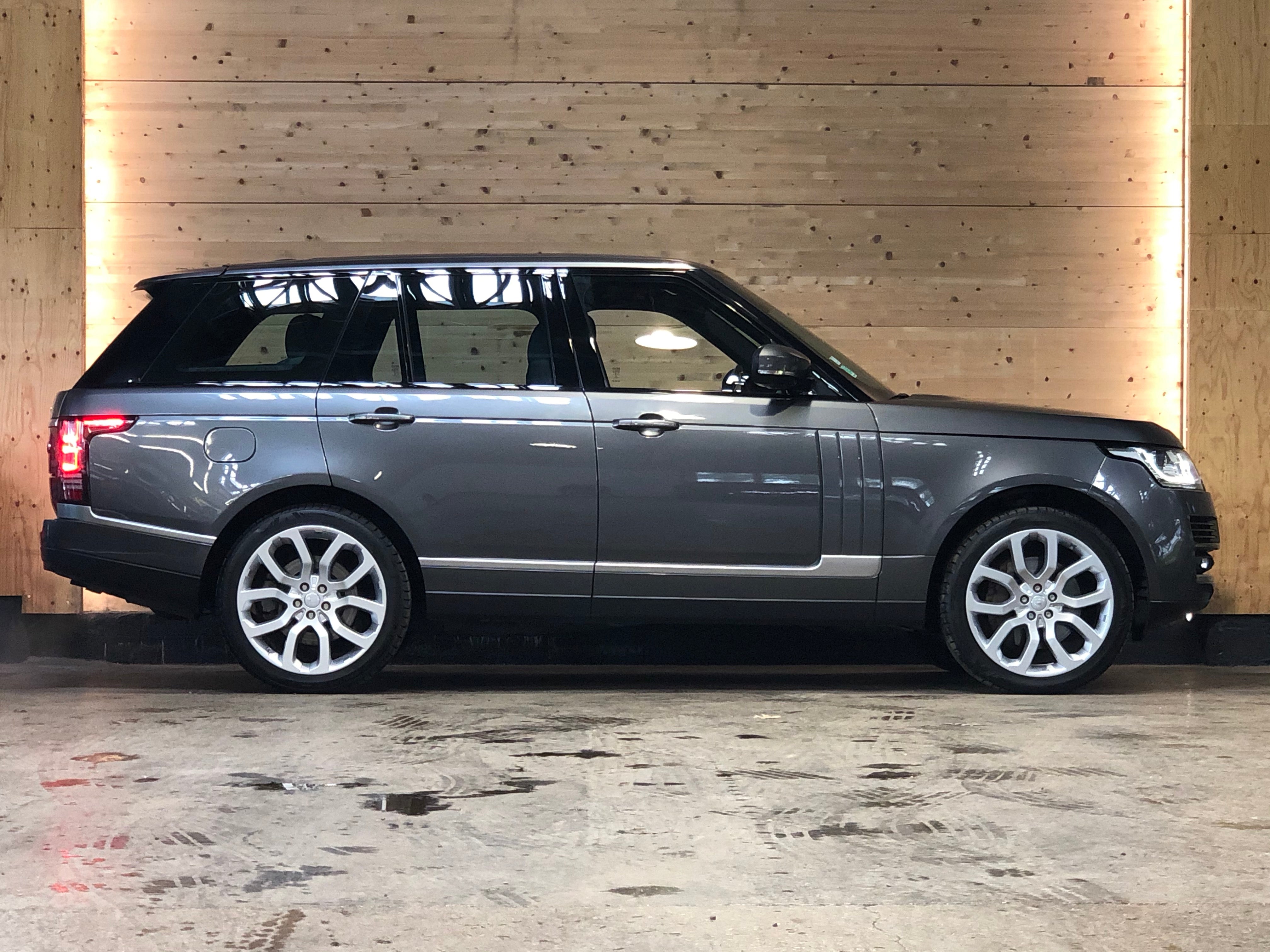 Land Rover Range Rover SdV8 Vogue