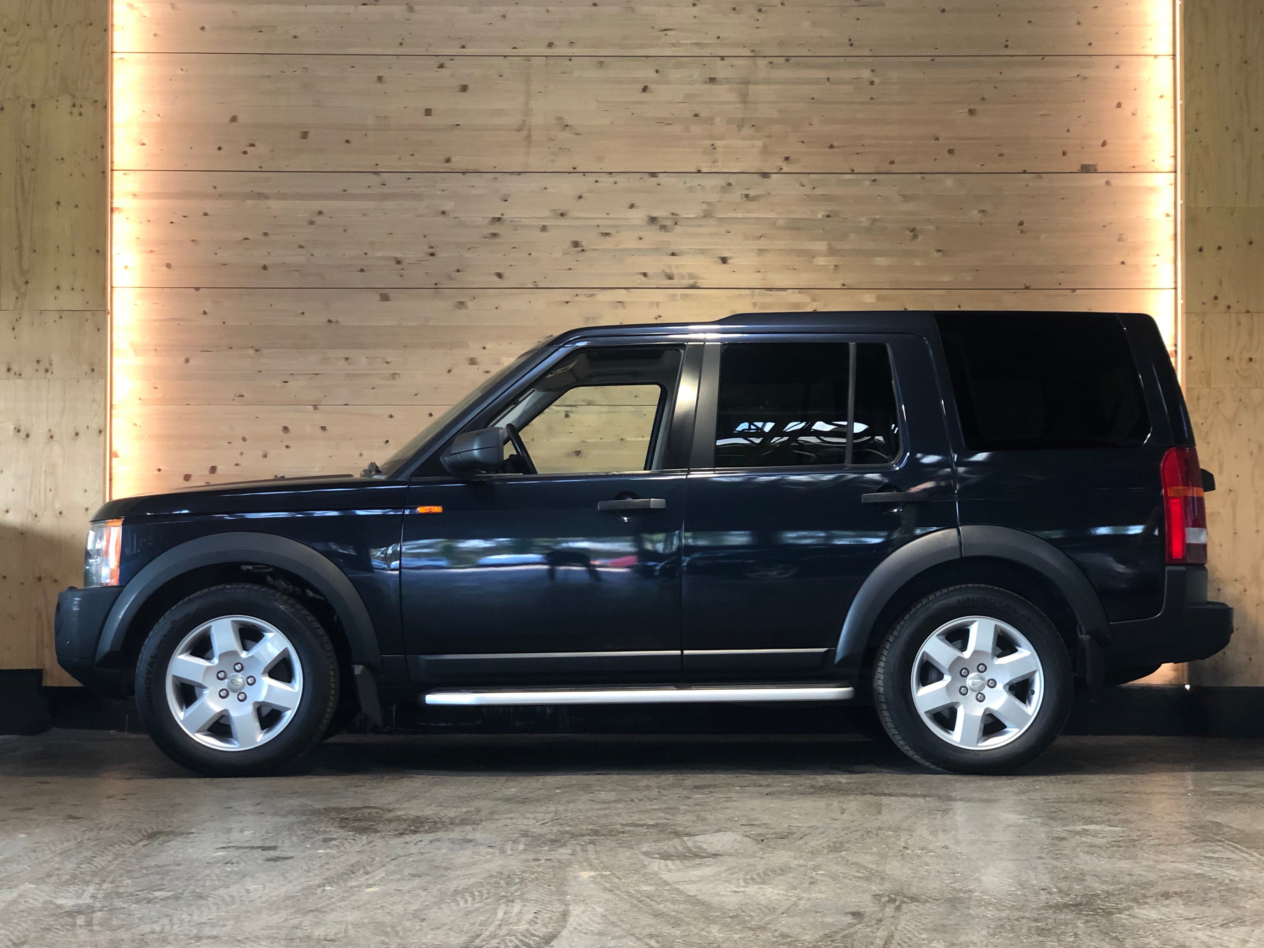 Land Rover Discovery V8 4.4 HSE 7 places