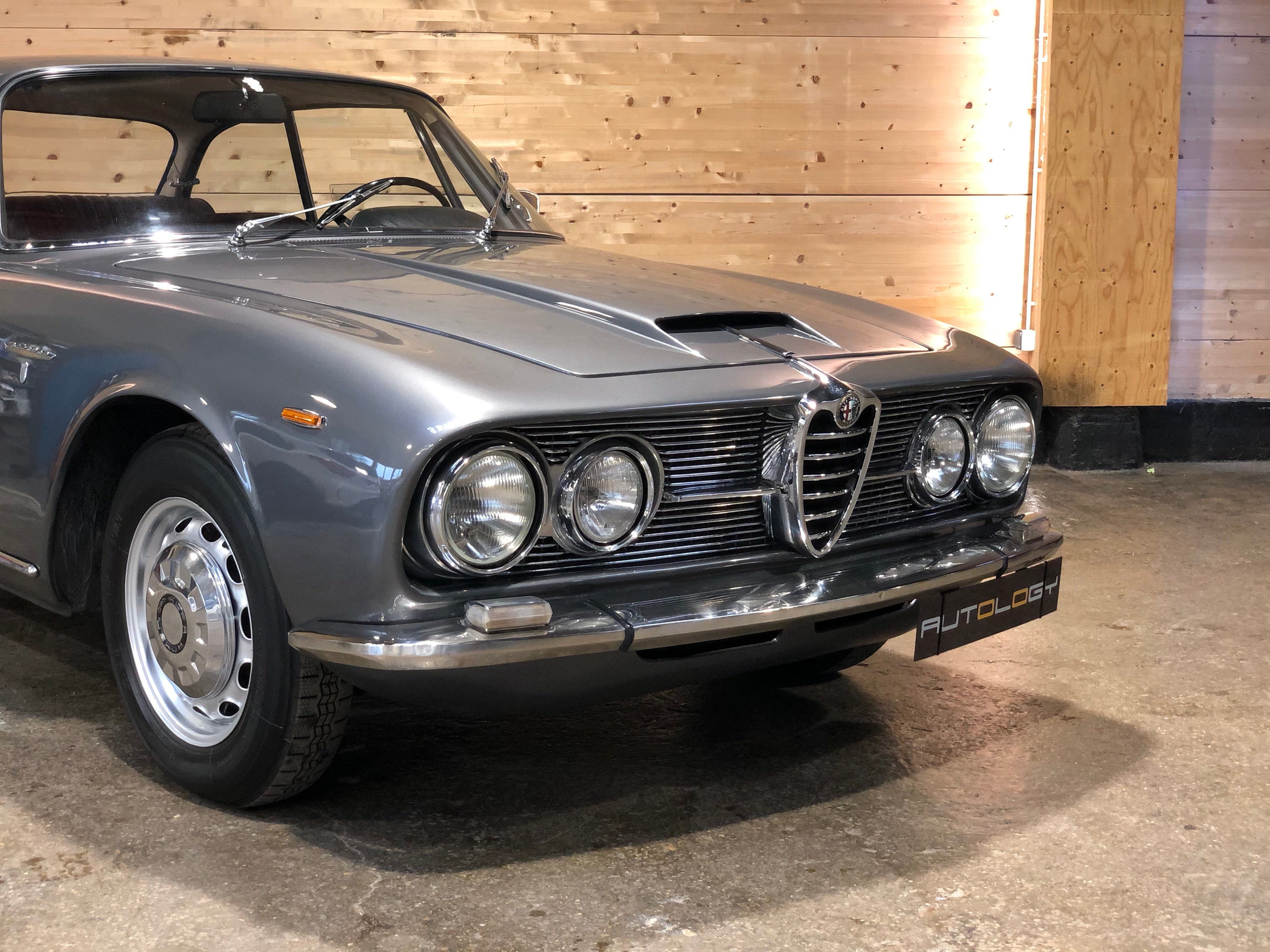 Alfa Romeo 2600 Sprint