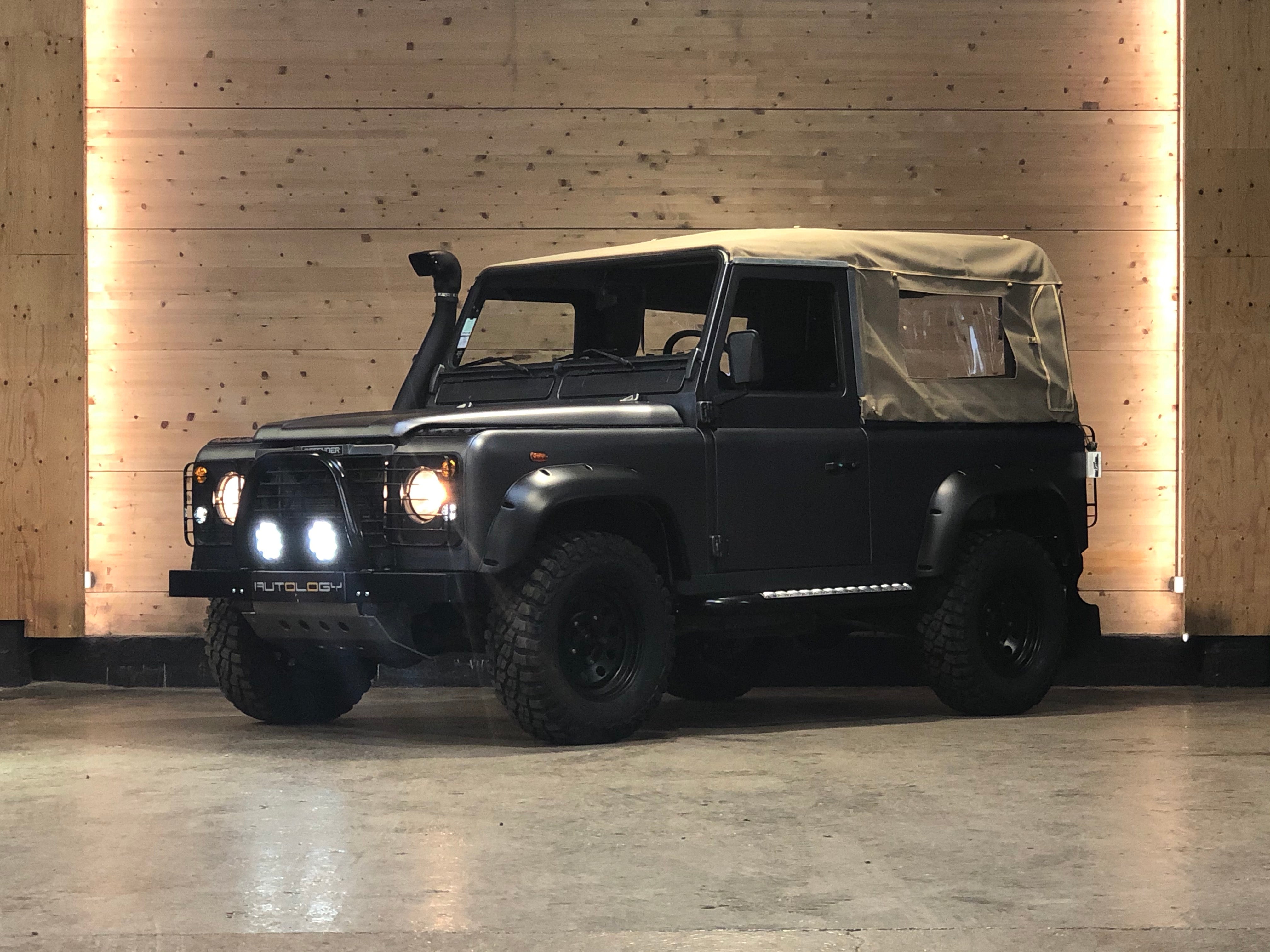 Land Rover Defender 90 Td5 Bache