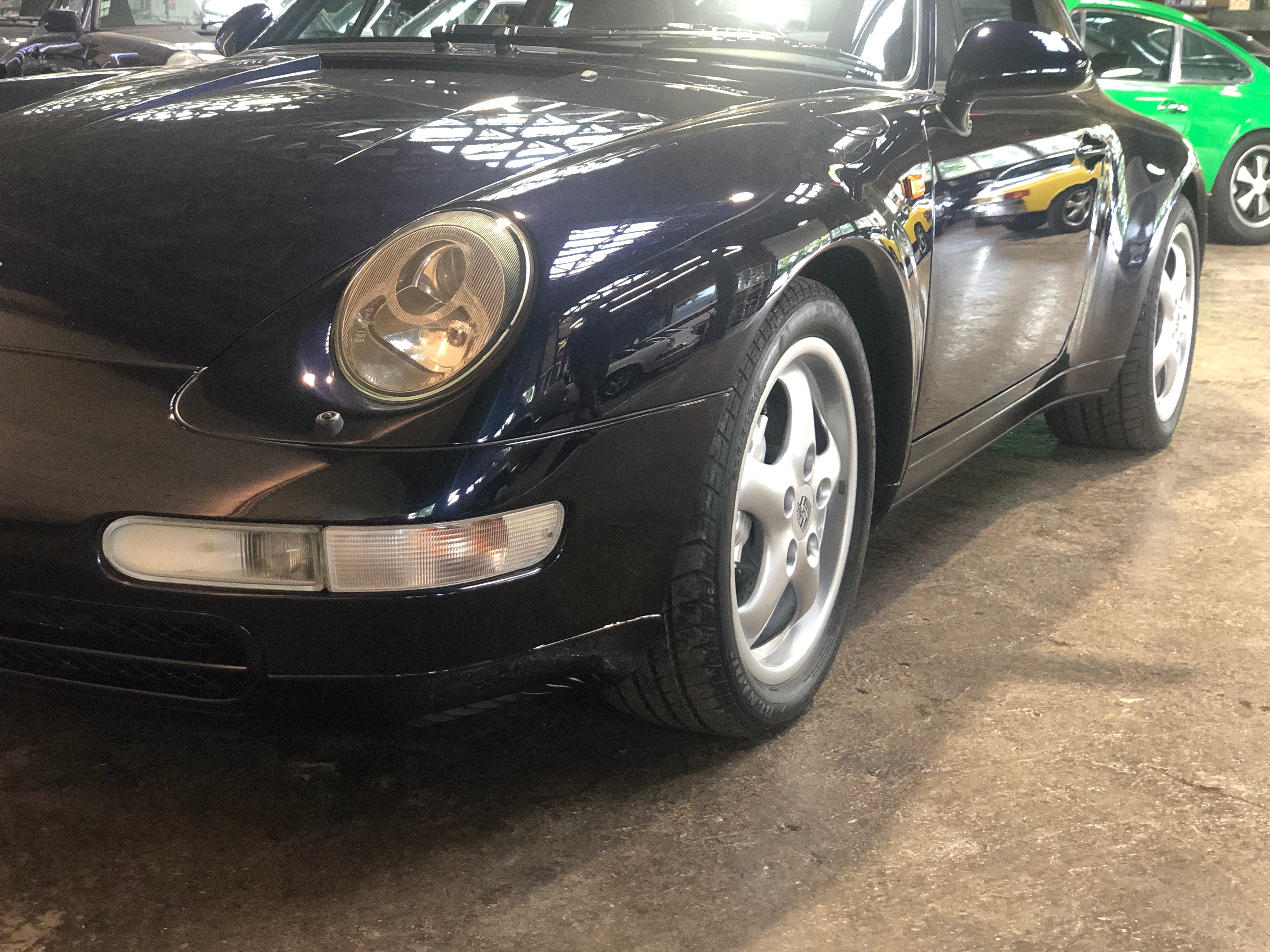 Porsche 993 Carrera 4 .... 13.500km!