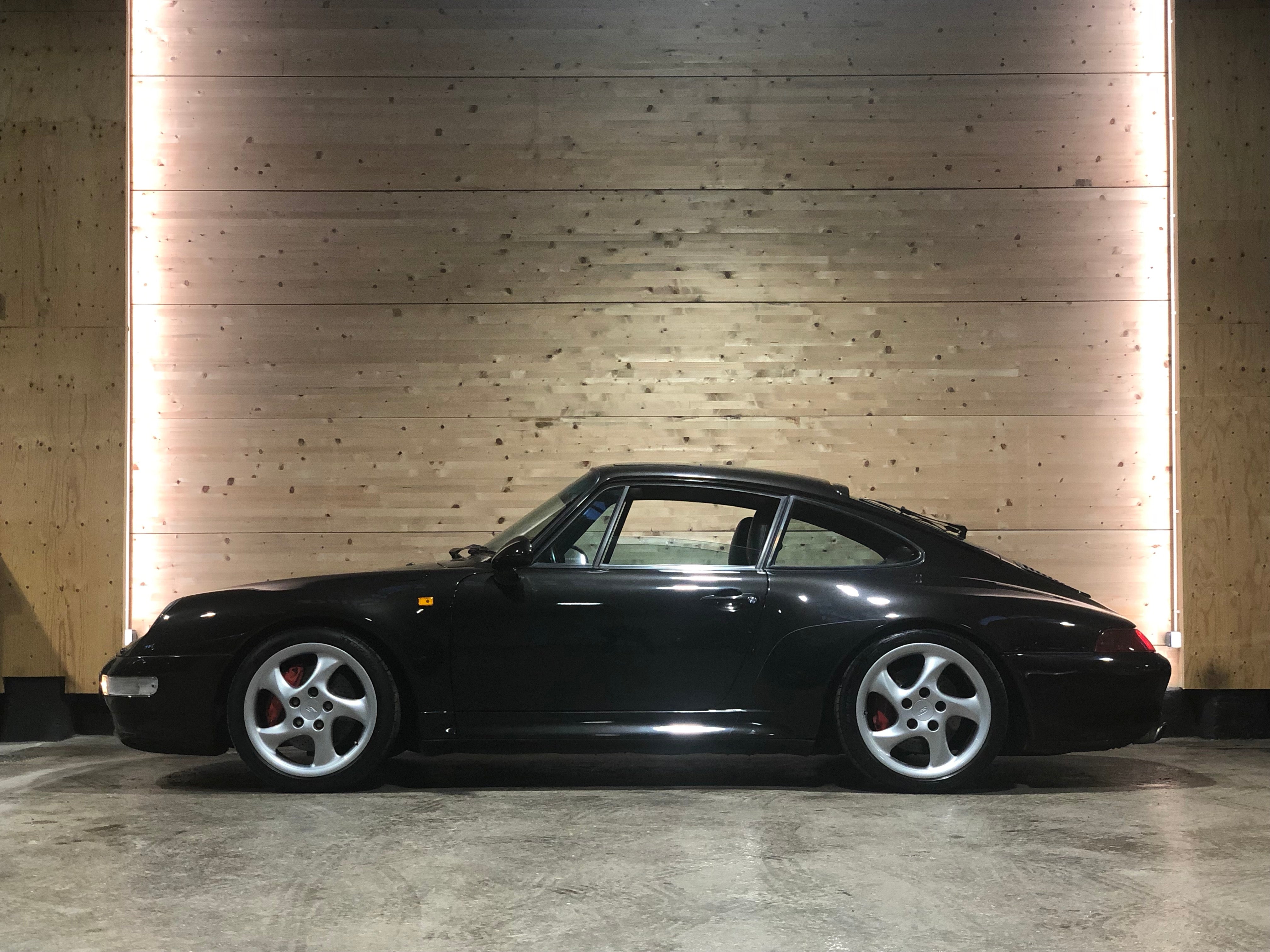 Porsche 993 Carrera 4S