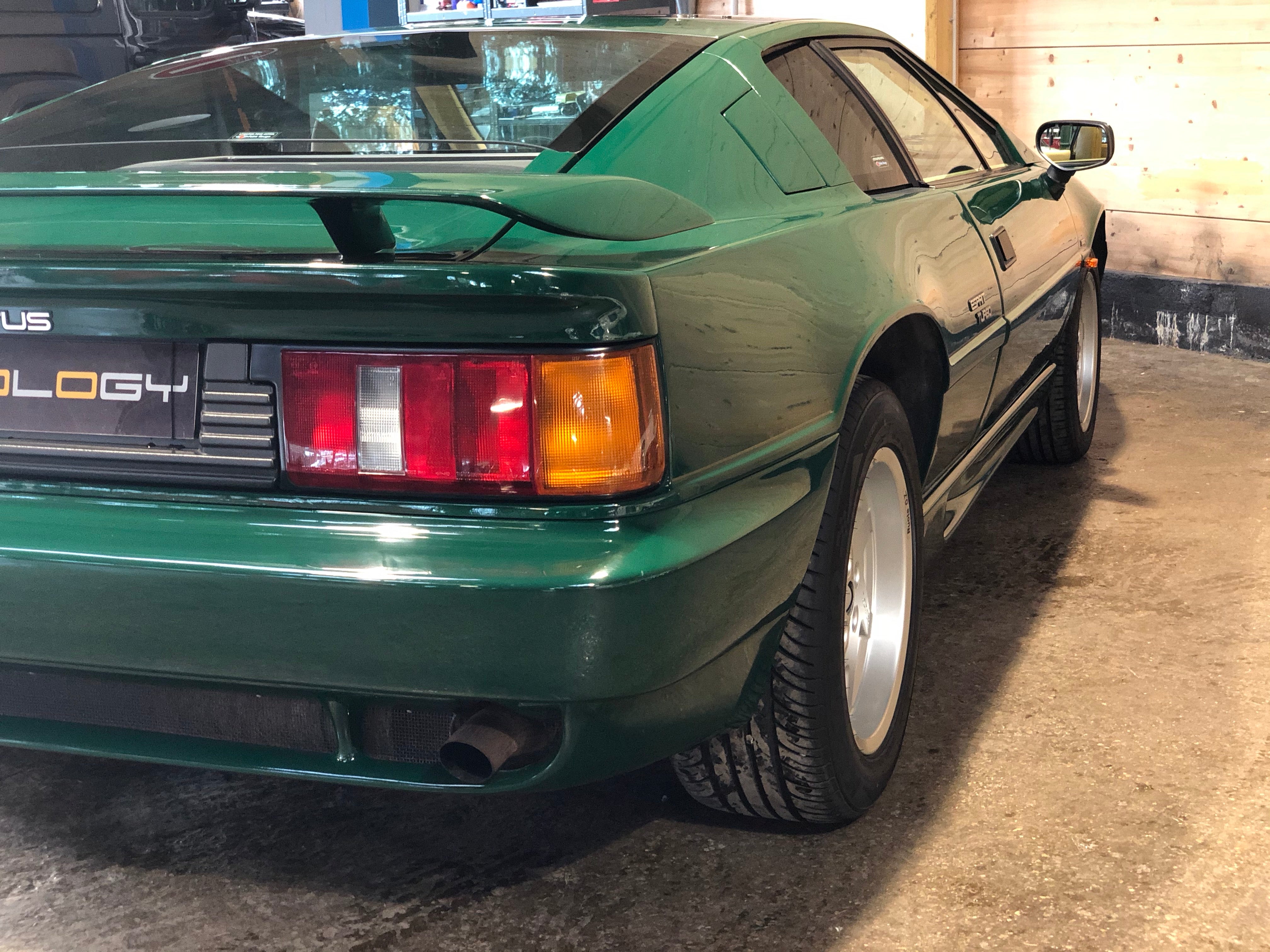 Lotus Esprit Turbo SE