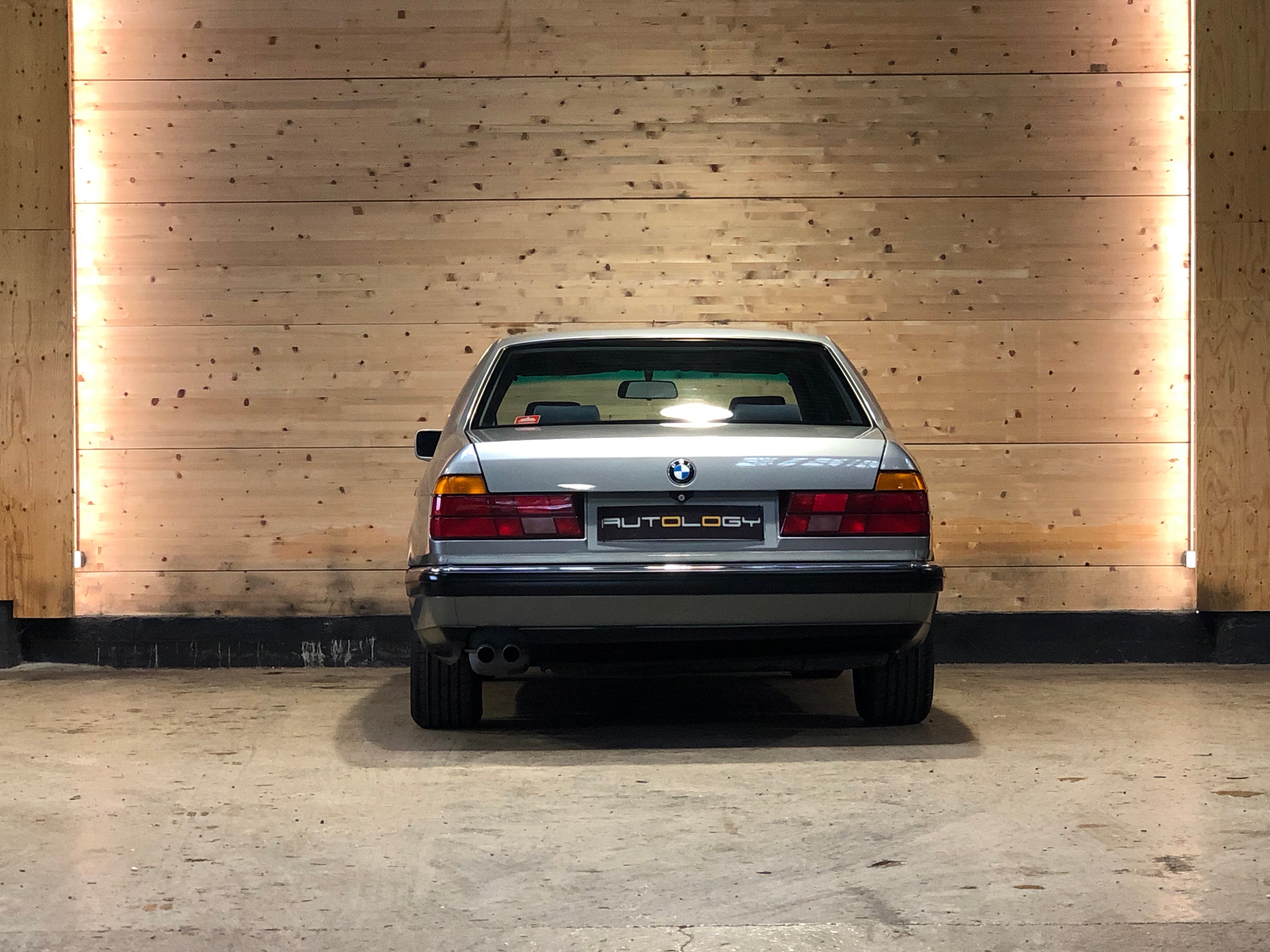 BMW 735iL