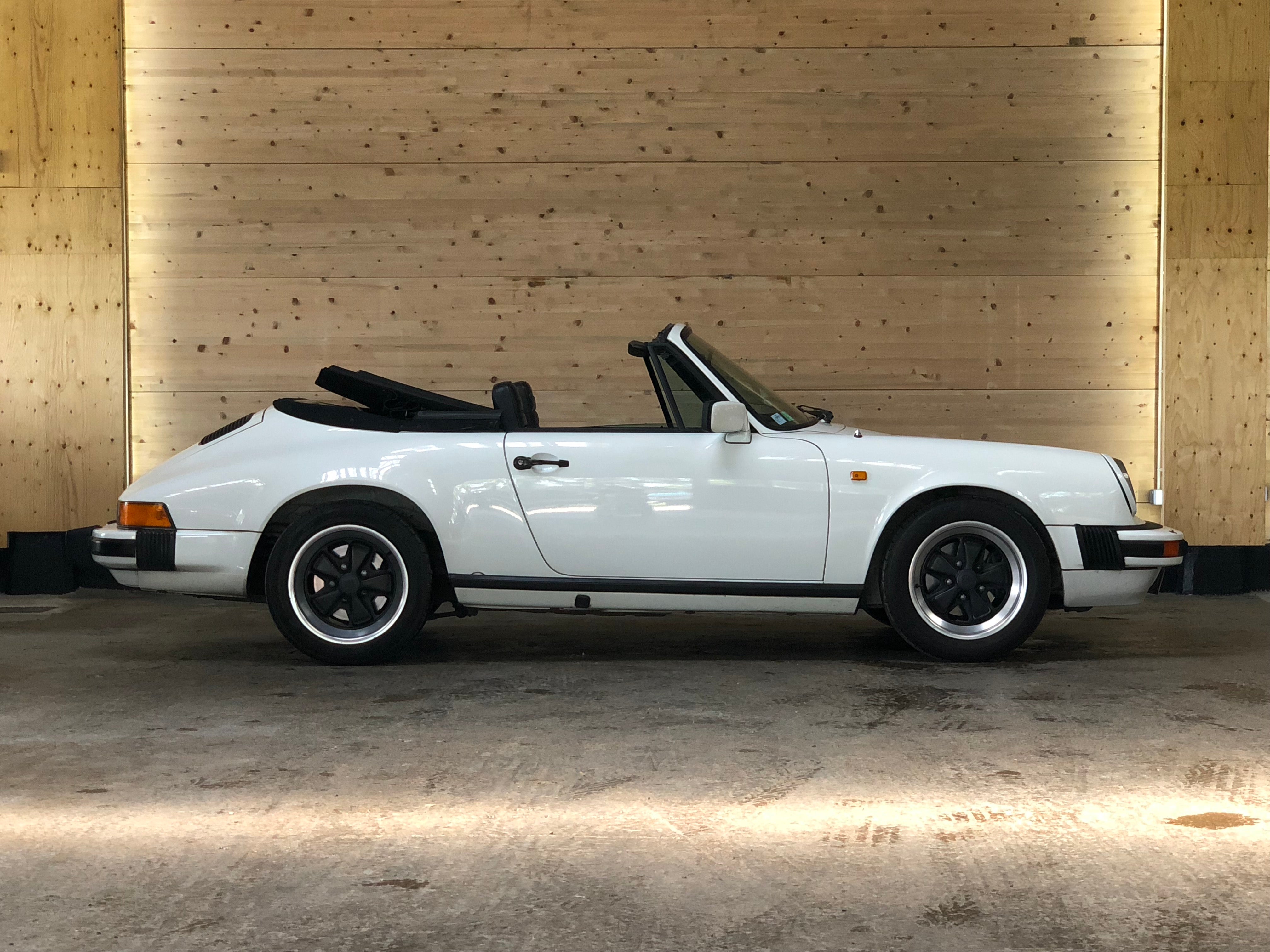 Porsche 911 3.0SC Cabriolet