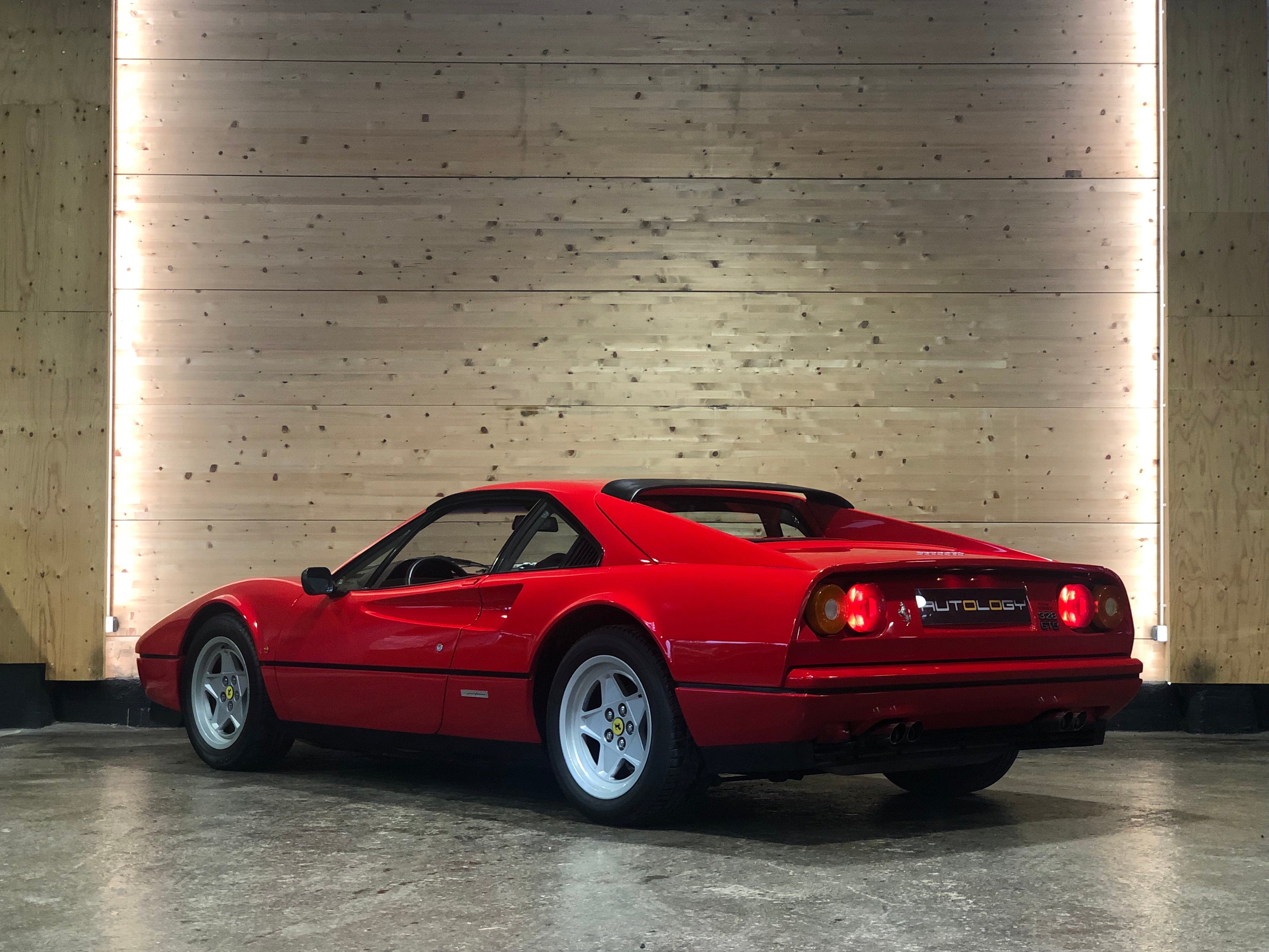 Ferrari 328 GTB