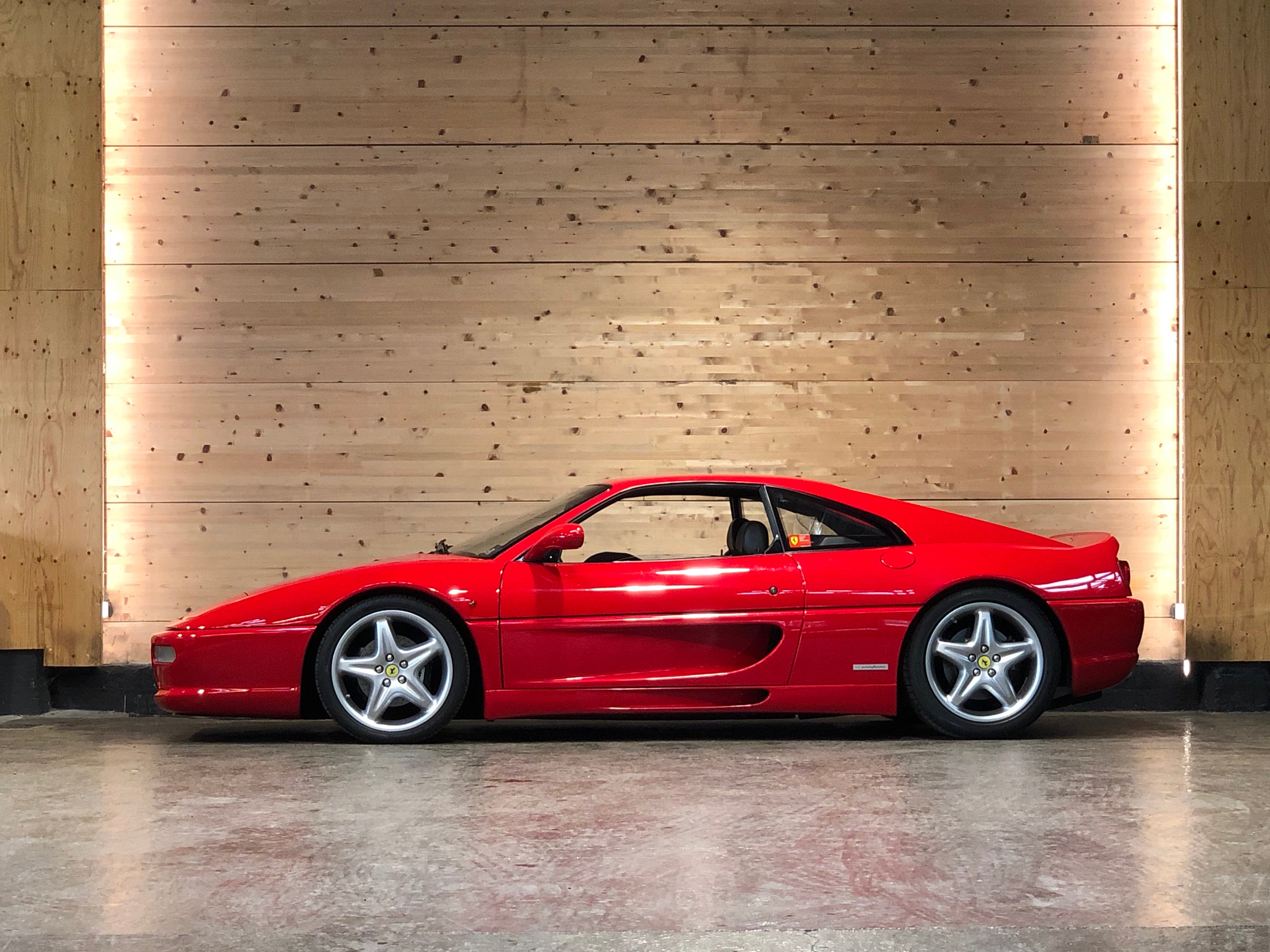 Ferrari F355 Berlinetta BVM6