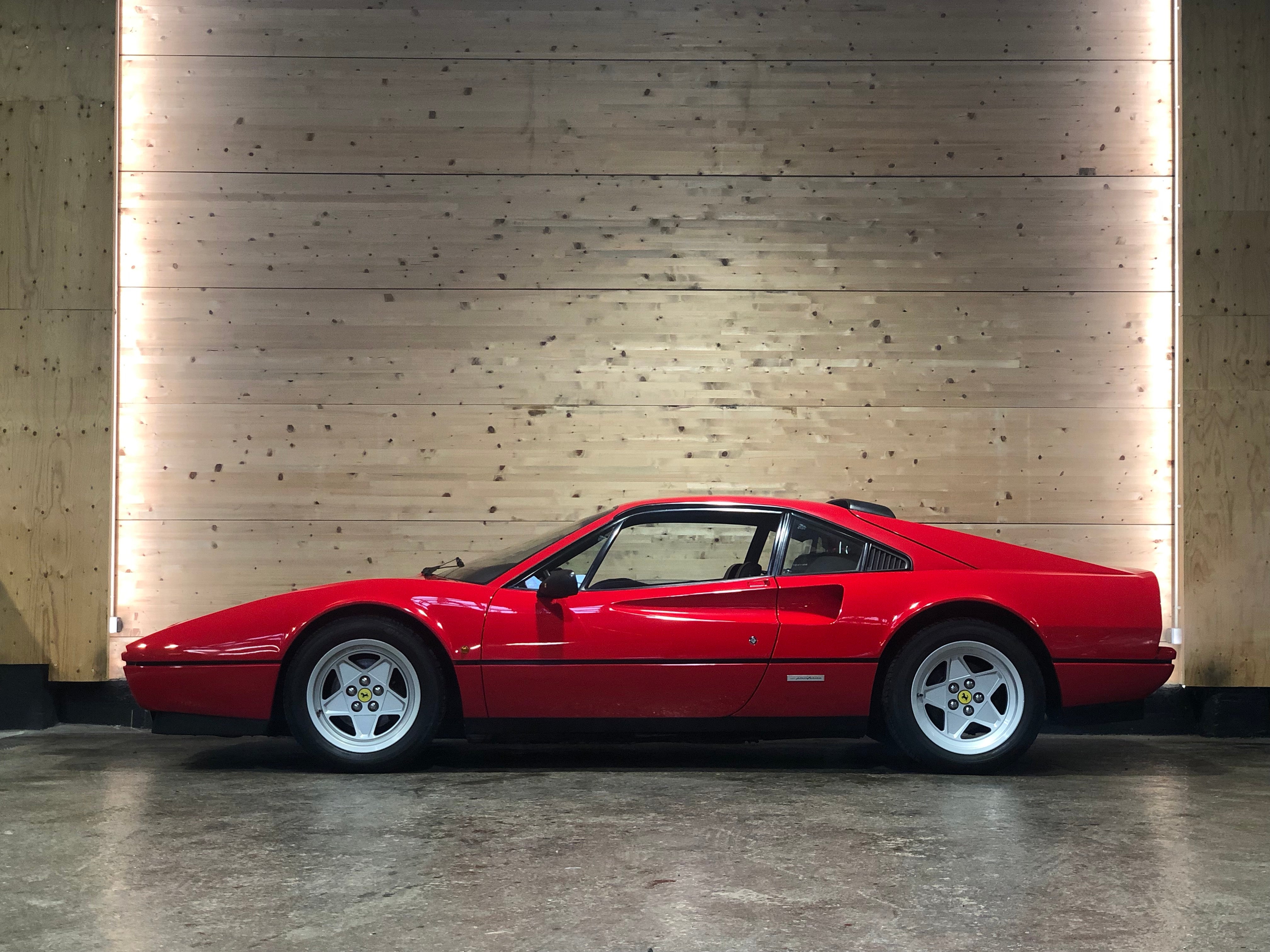 Ferrari 328 GTB