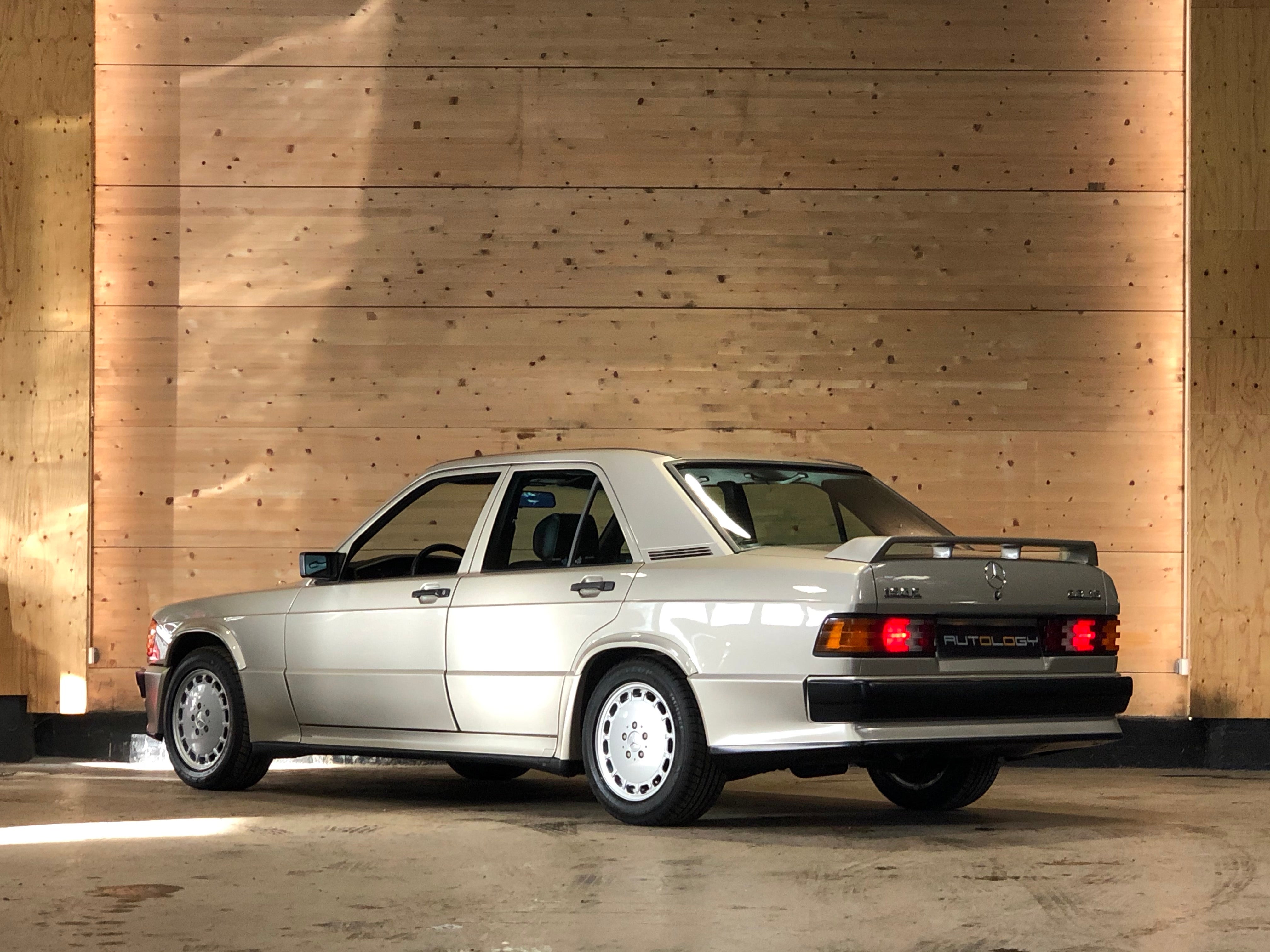 Mercedes 190 E 2.3-16