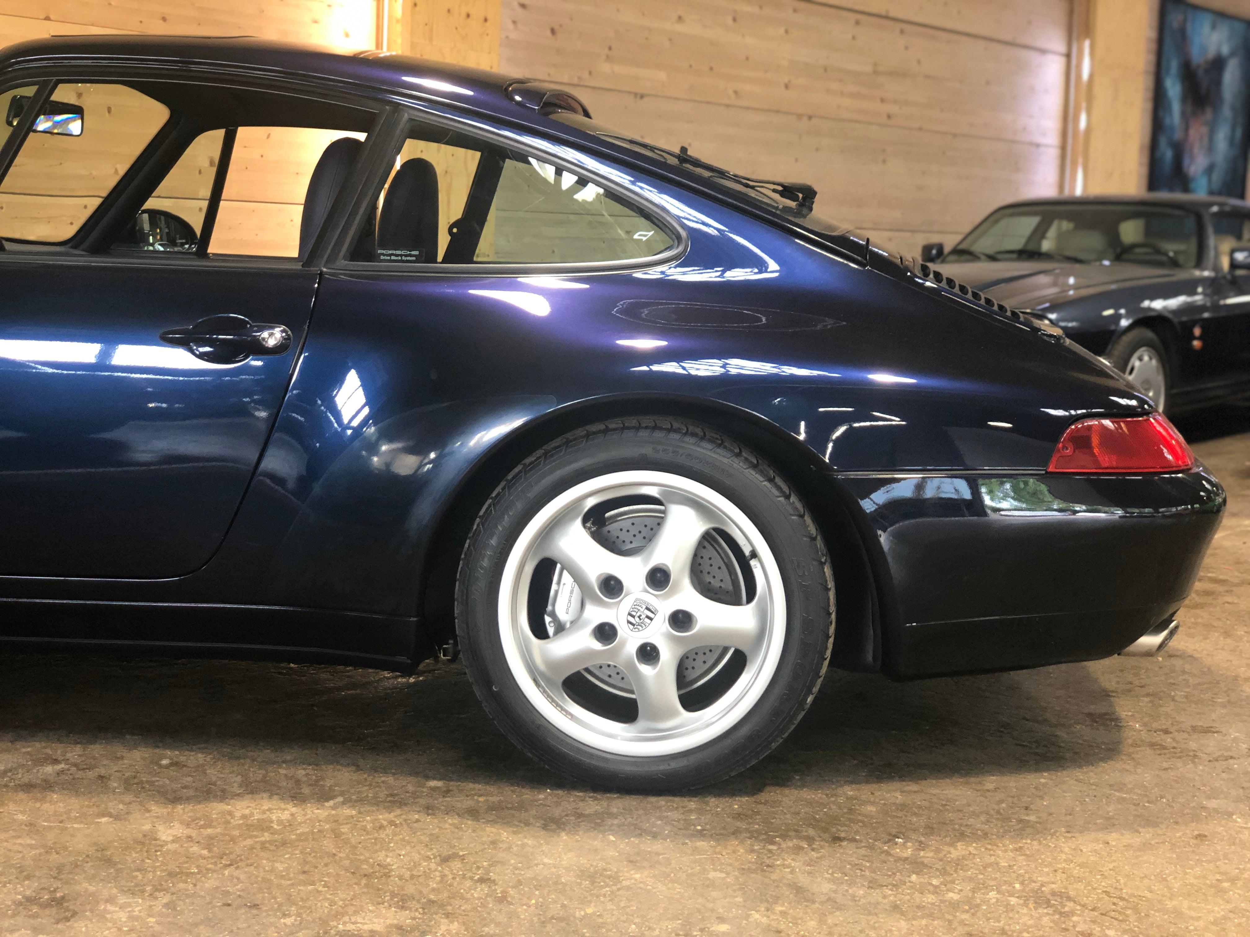 Porsche 993 Carrera 4 .... 13.500km!