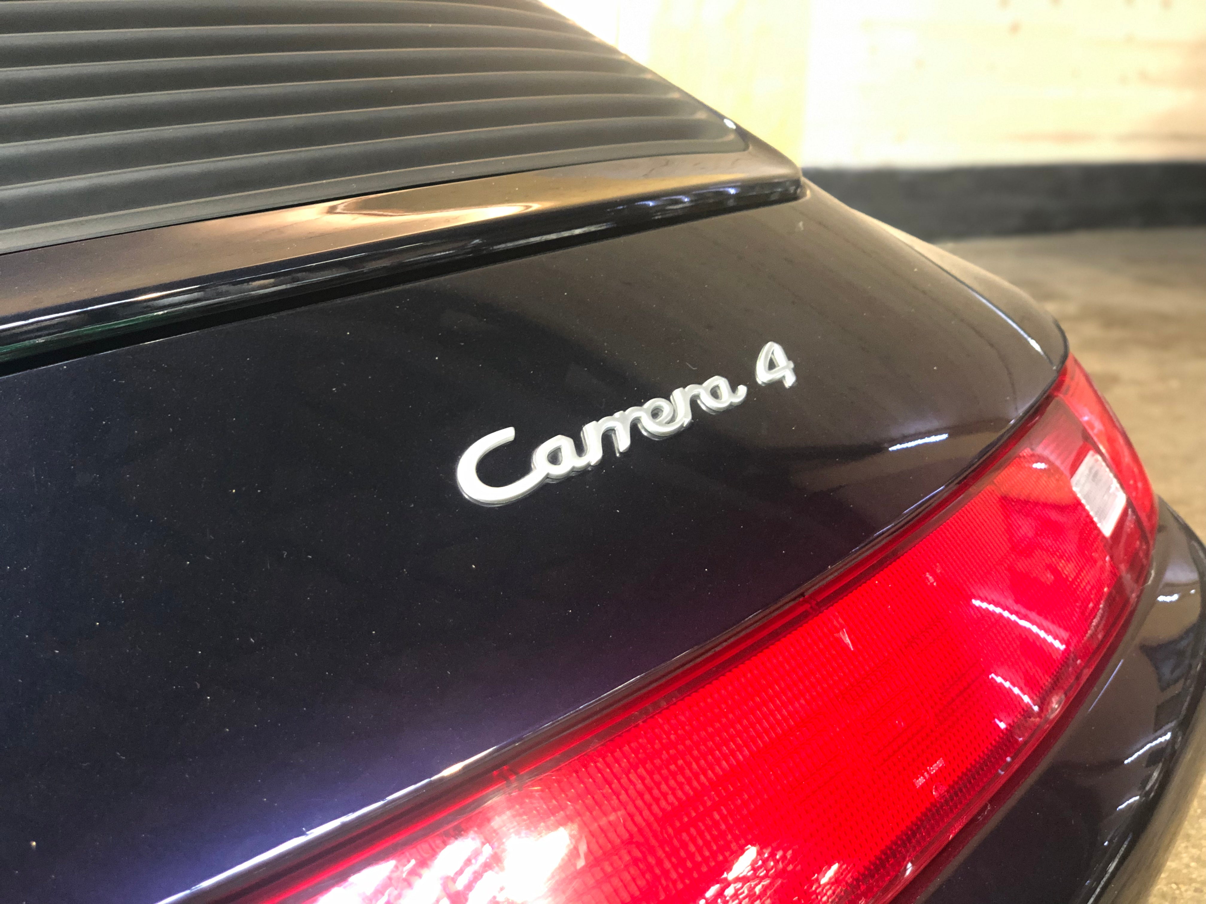 Porsche 993 Carrera 4 .... 13.500km!