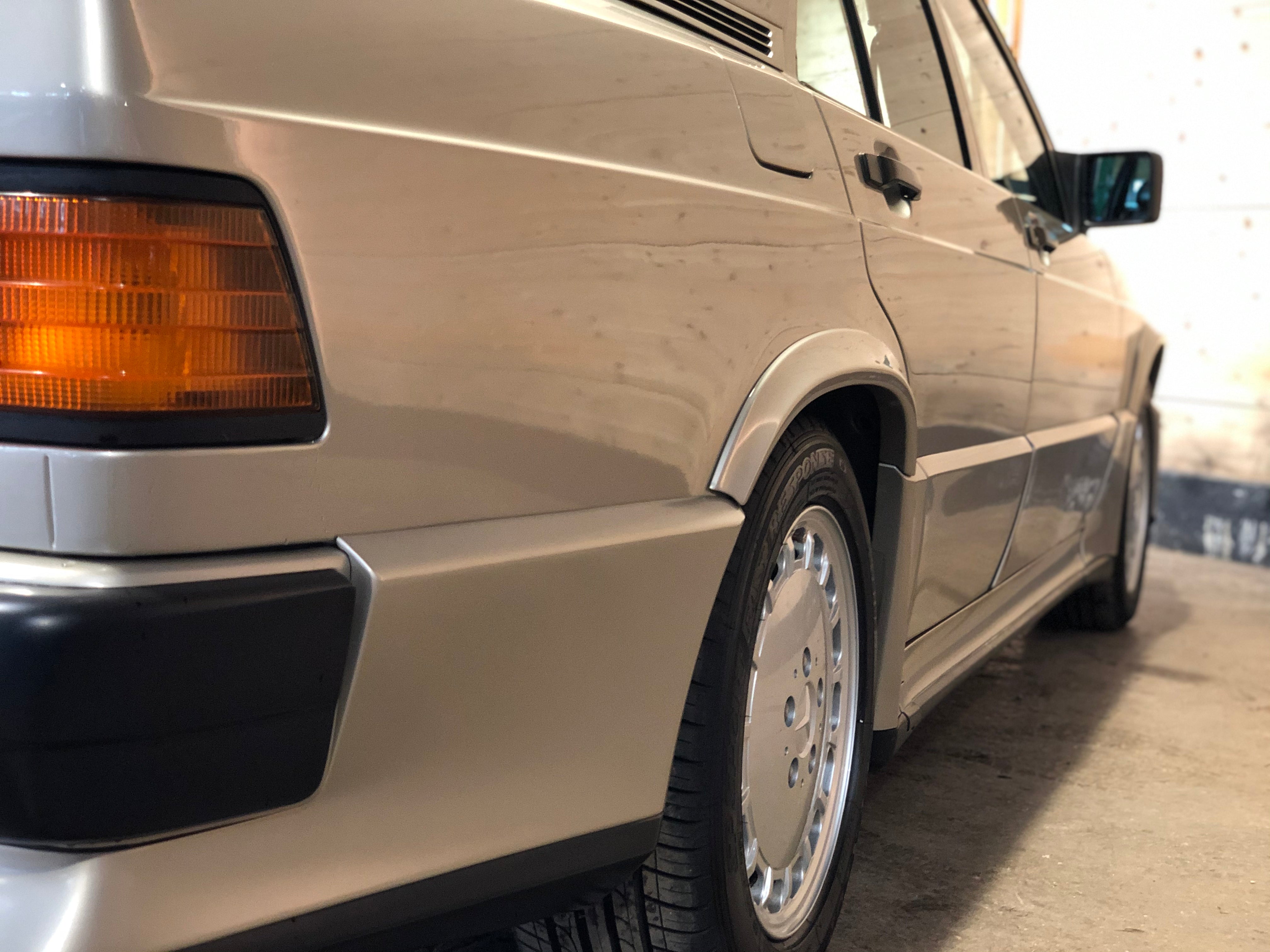 Mercedes 190 E 2.3-16