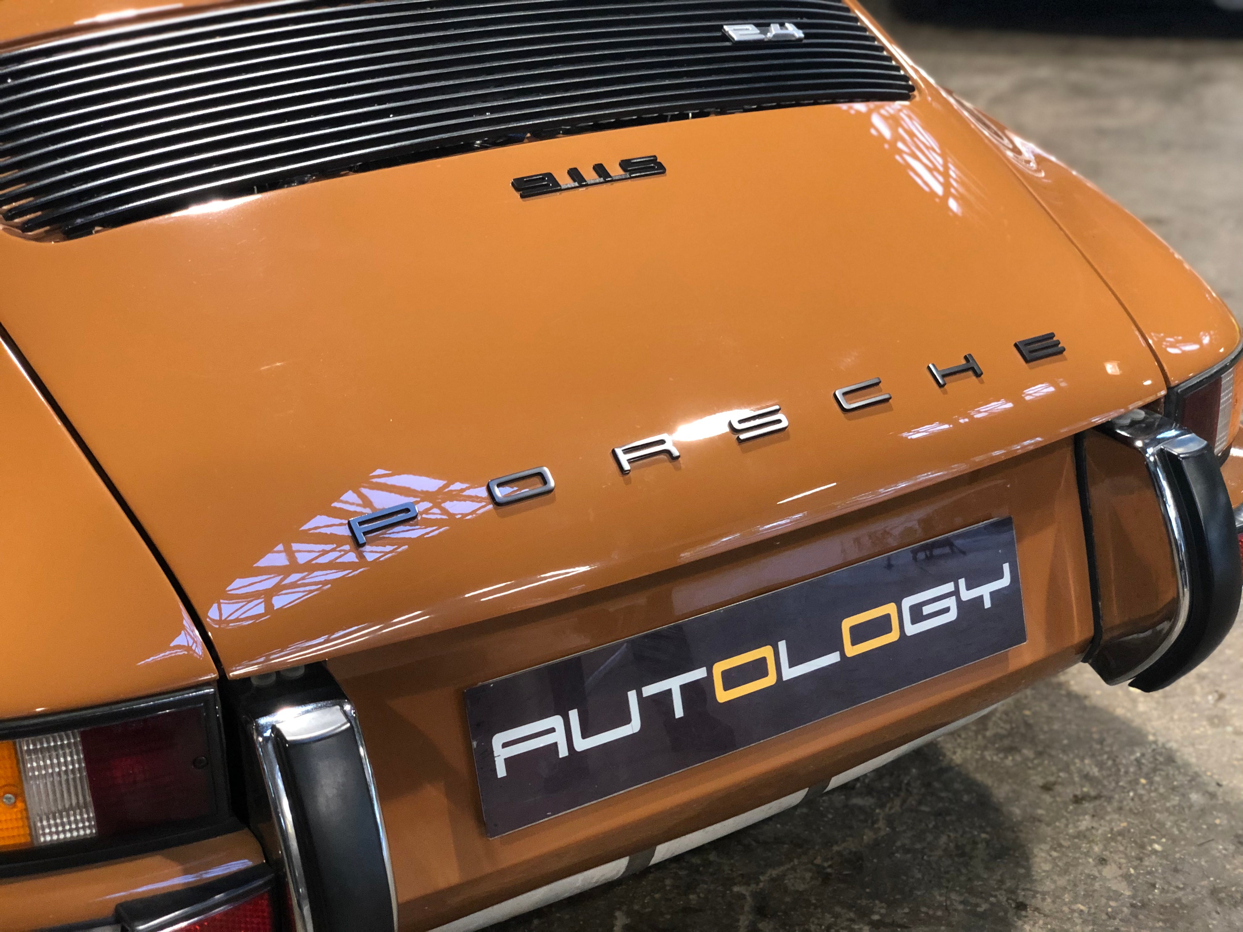 Porsche 911 2.4S Coupe