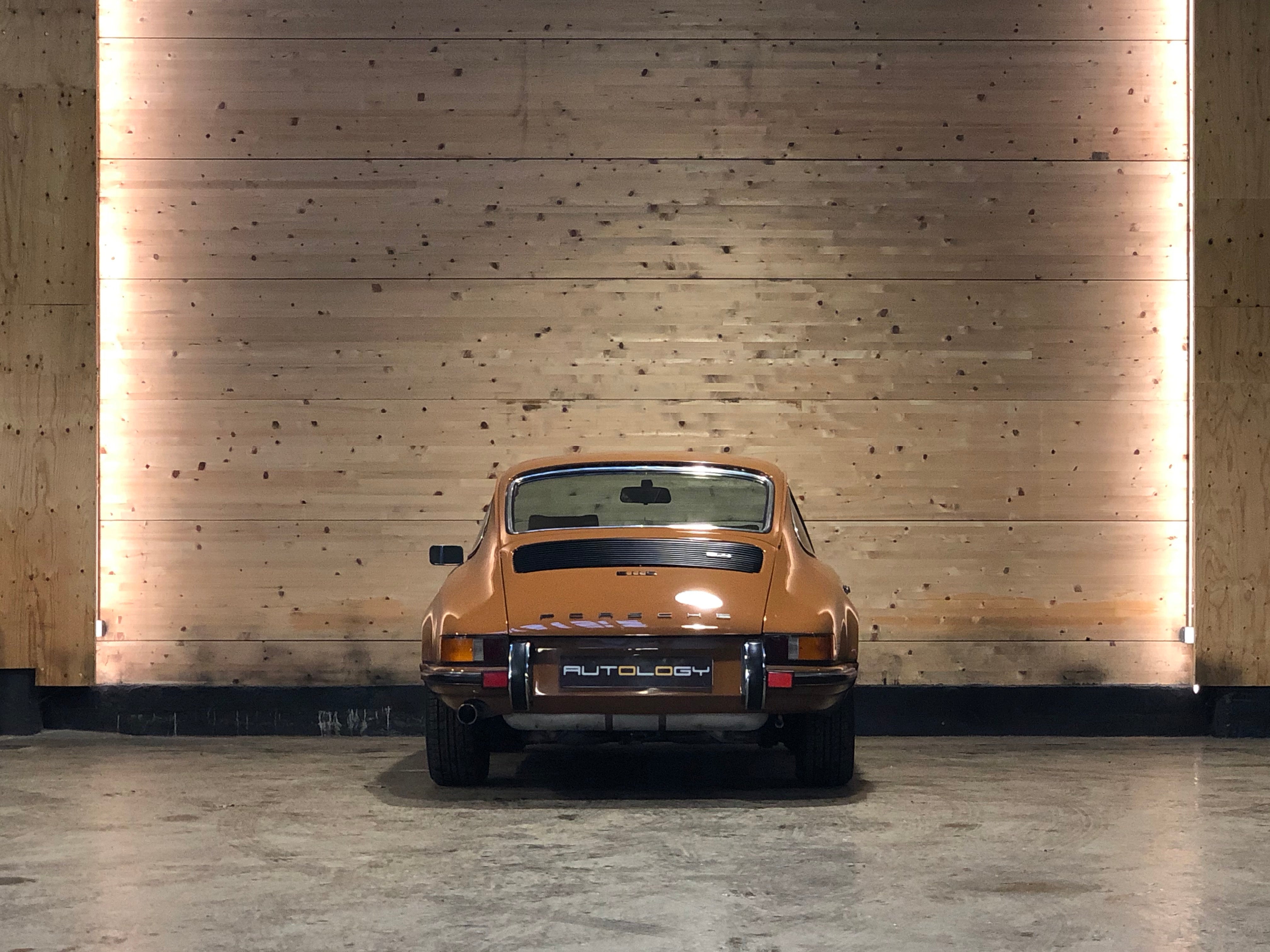 Porsche 911 2.4S Coupe