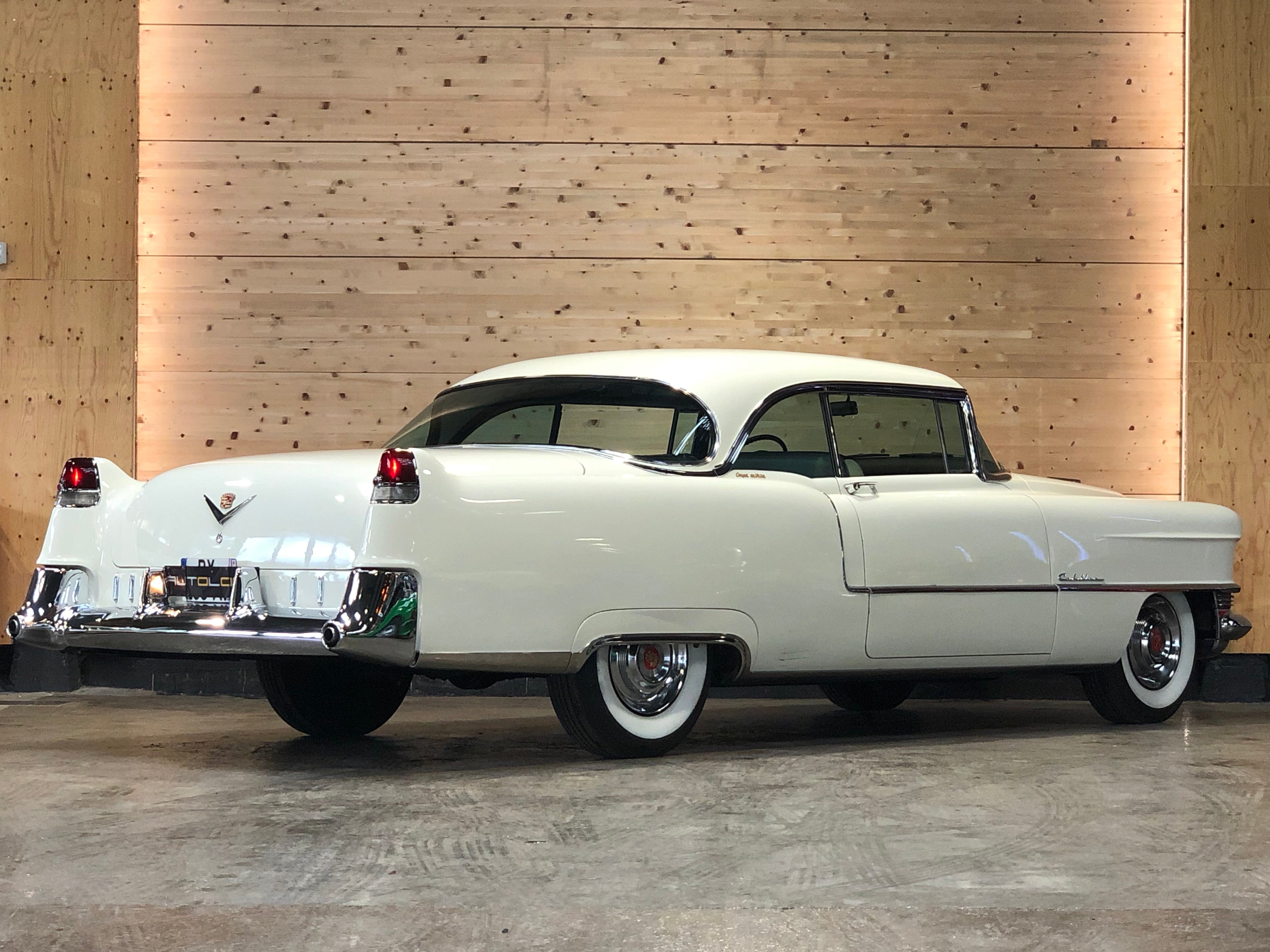 Cadillac Coupe Deville