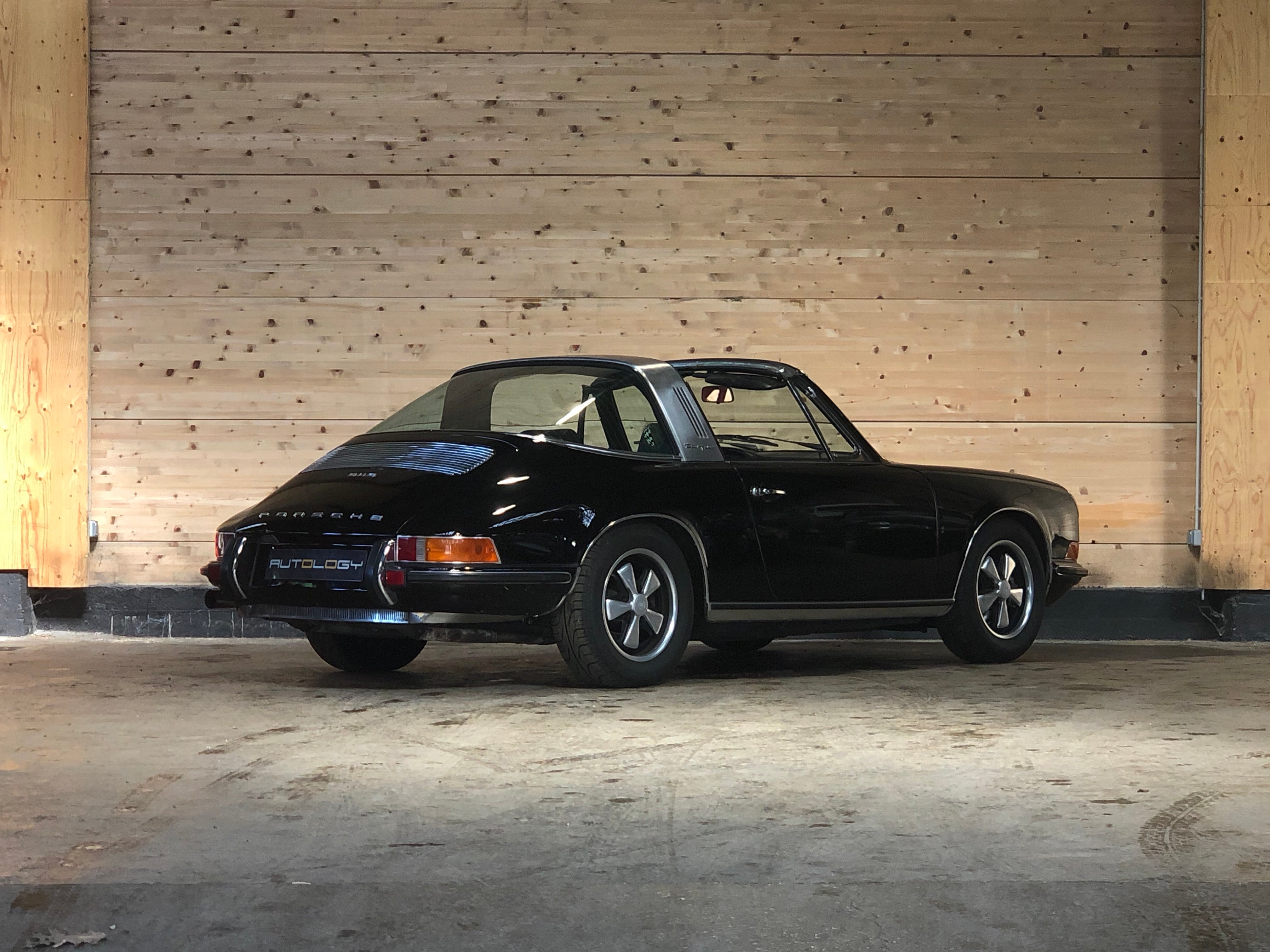 Porsche 911 2.2S Targa