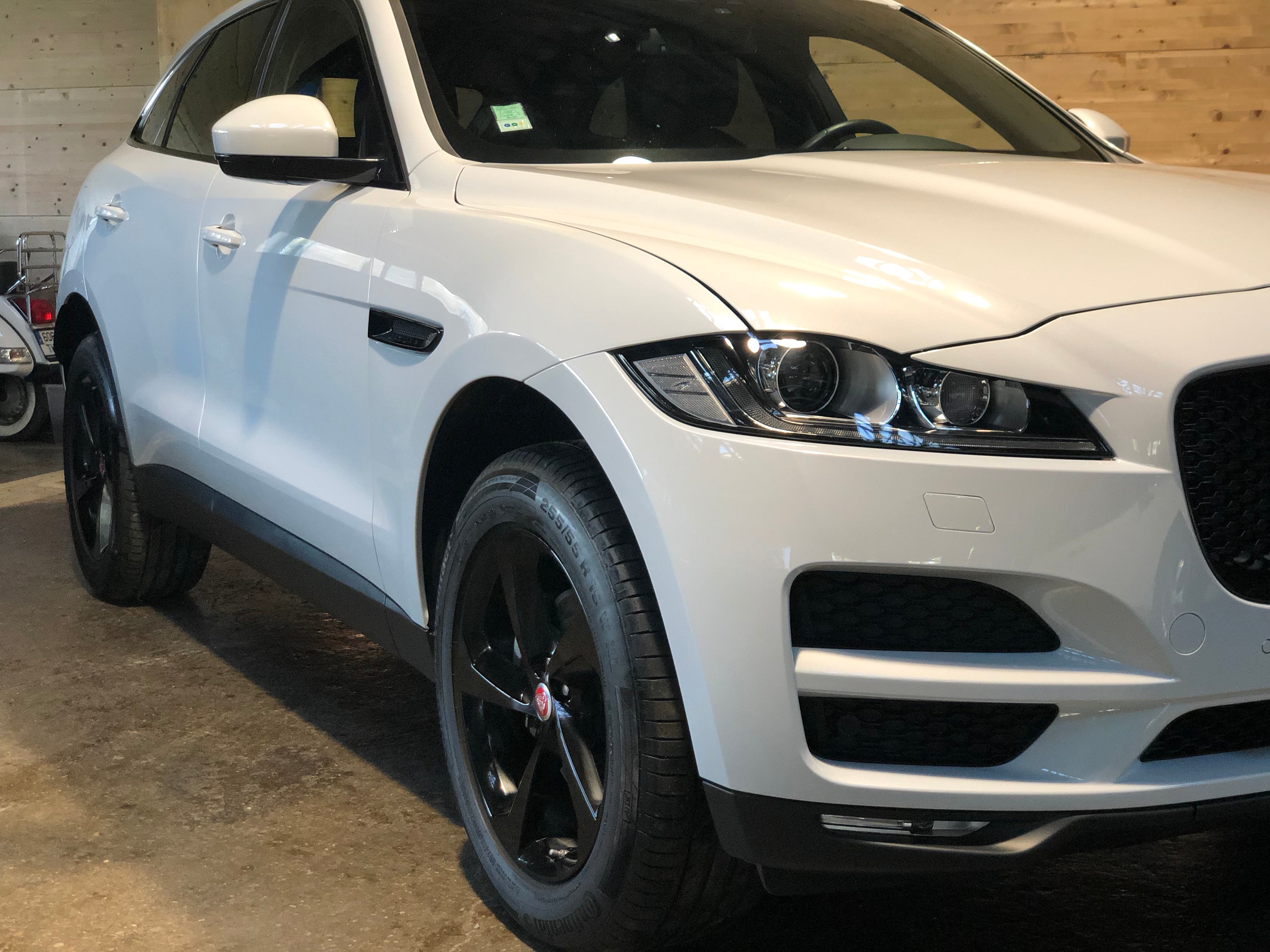 Jaguar F-Pace 2.0d 180 Prestige BVA8 4x4