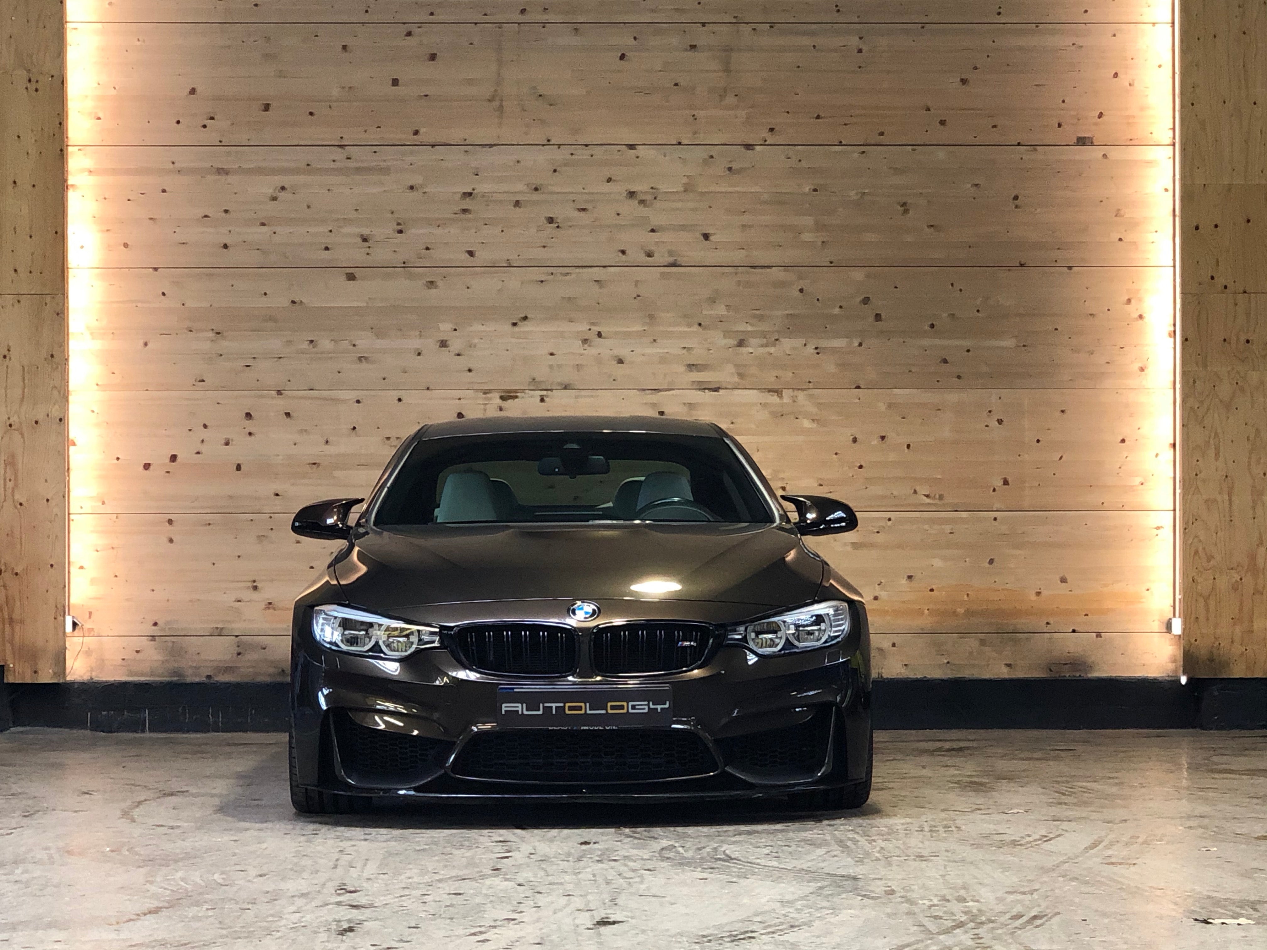 BMW M4 Coupe DKG7