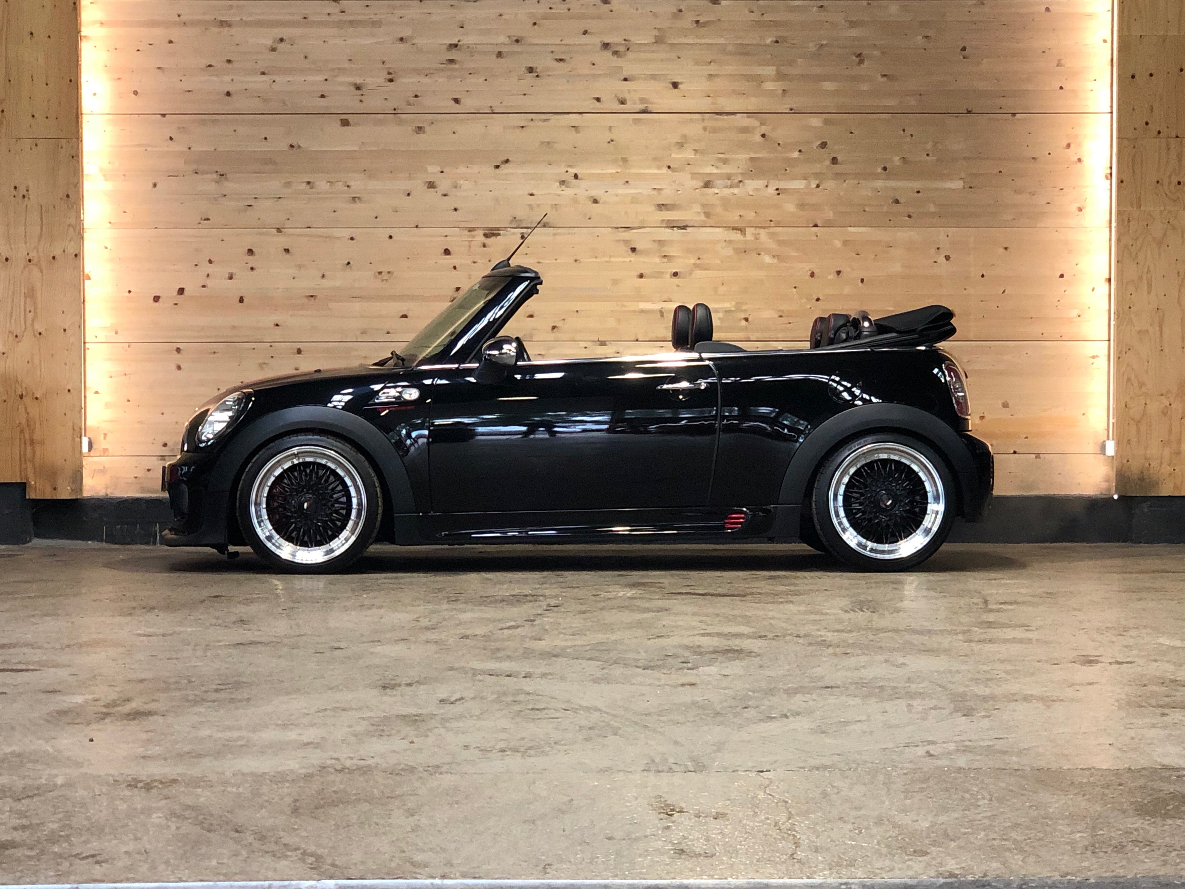 Mini Cabriolet Cooper S JCW BVA 211ch (R57)