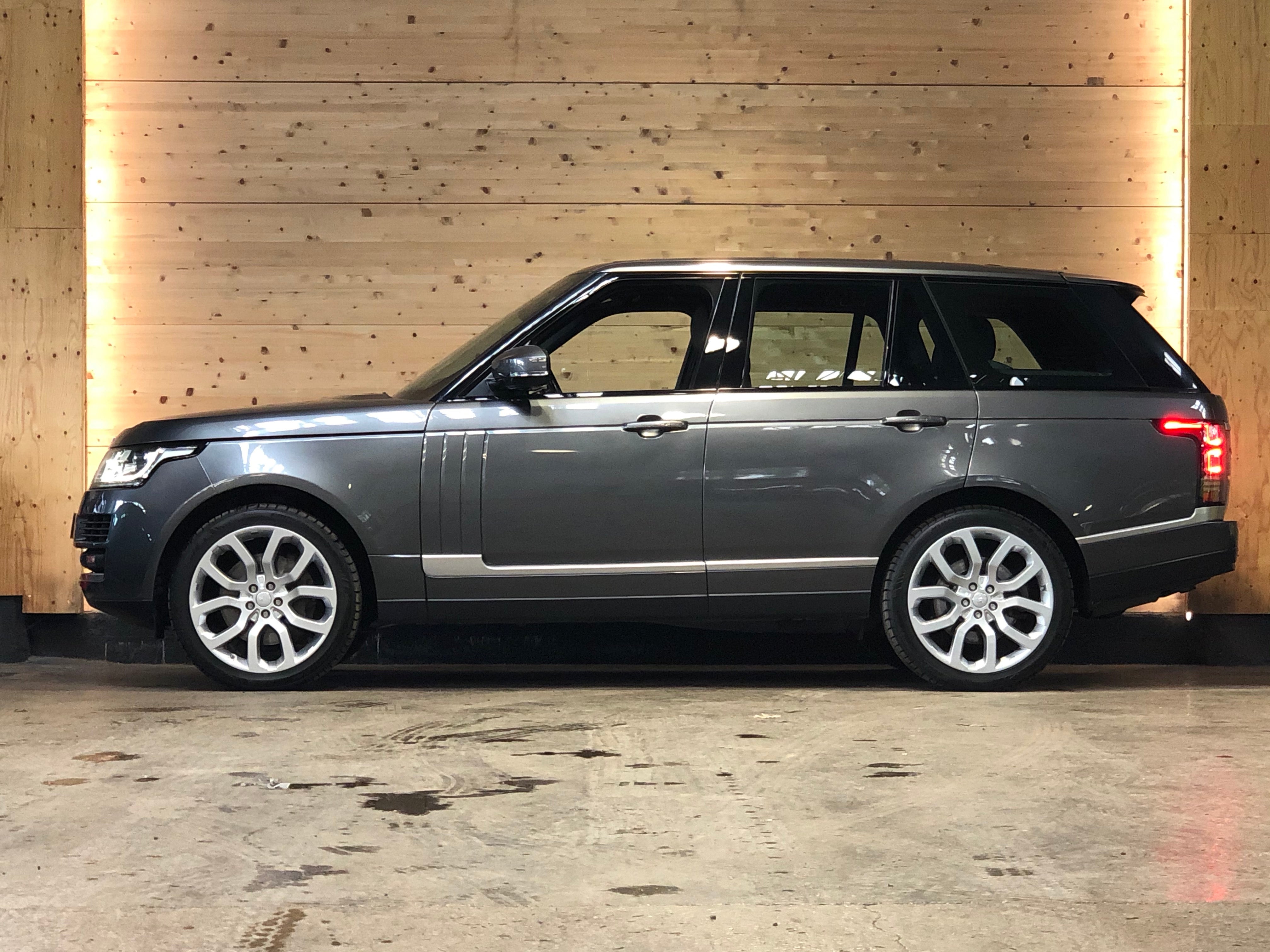 Land Rover Range Rover SdV8 Vogue