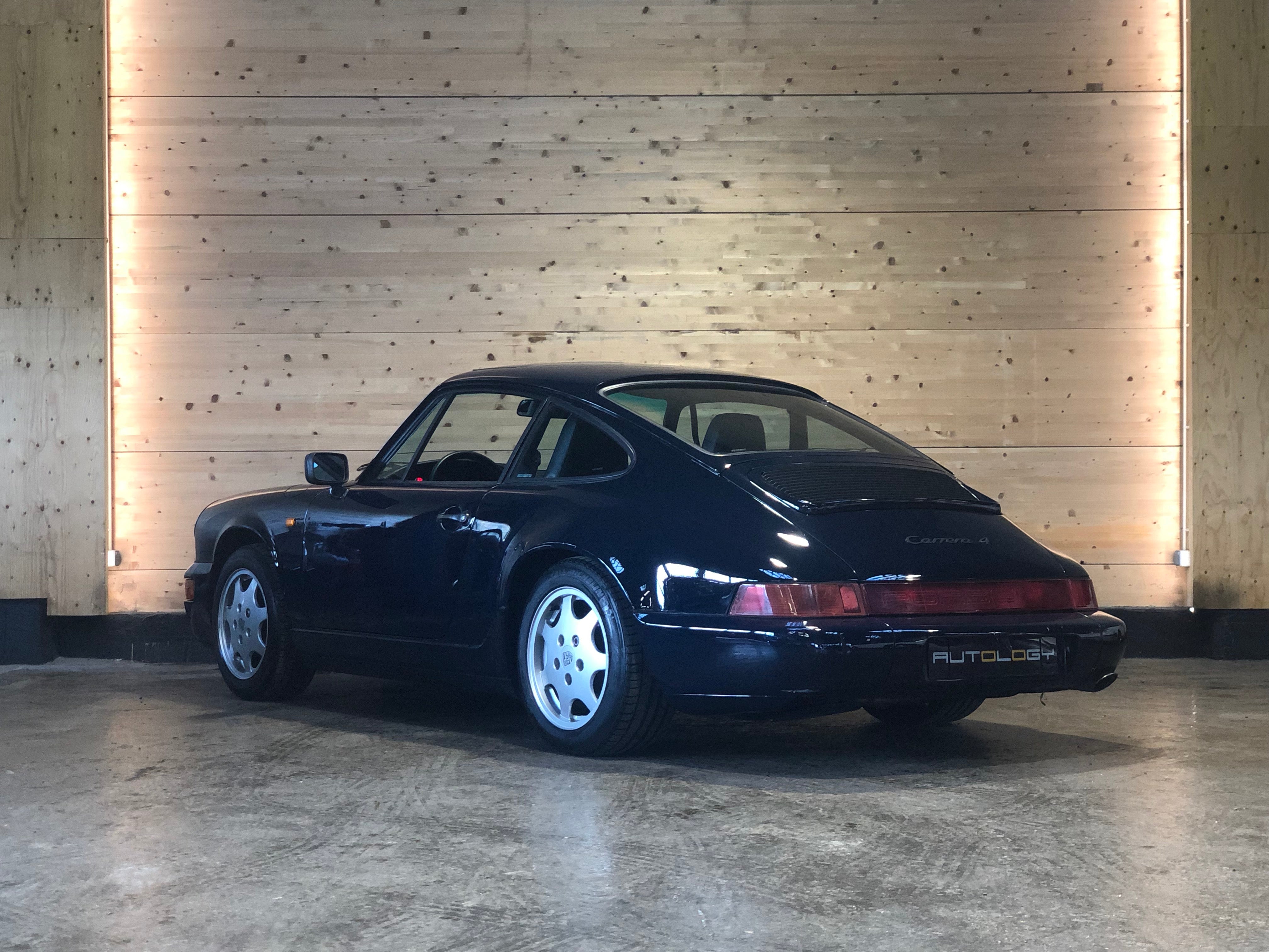 Porsche 964 Carrera 4