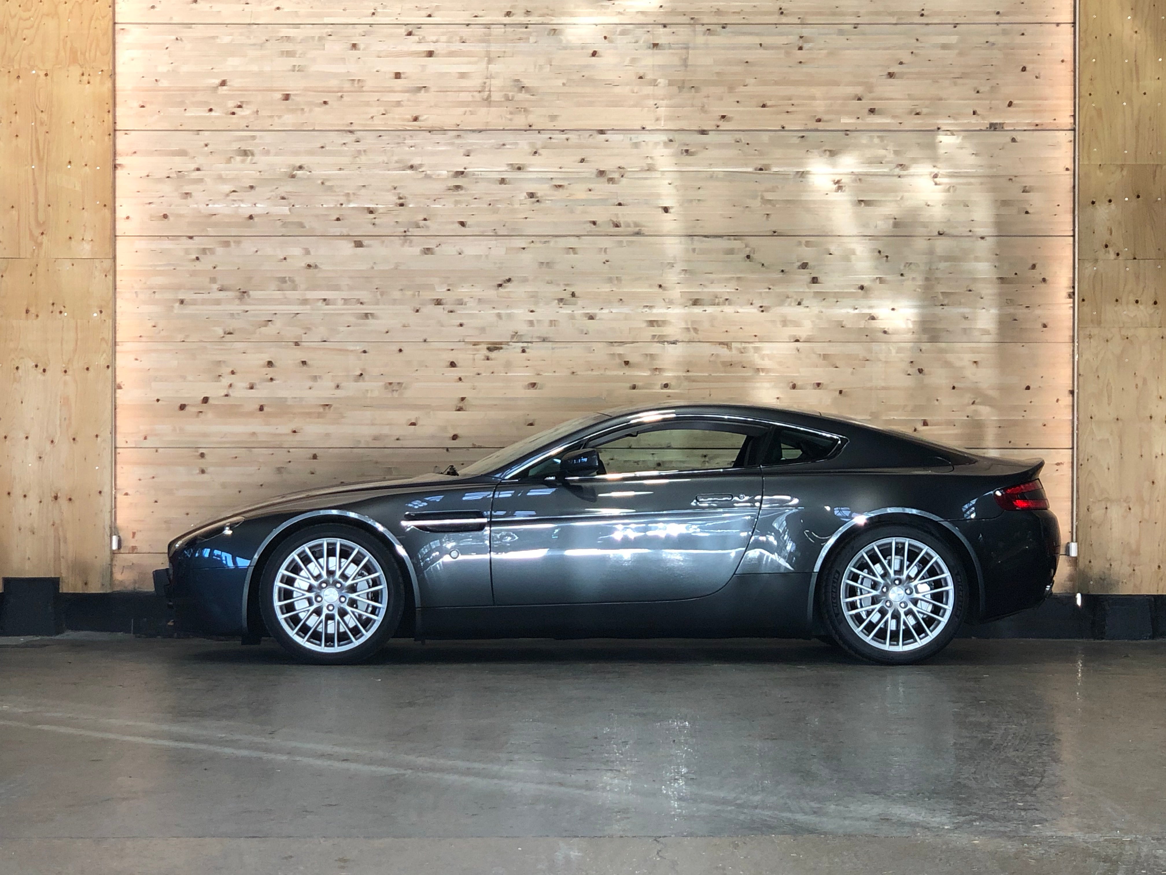 Aston Martin V8 Vantage 4.7 Sportshift