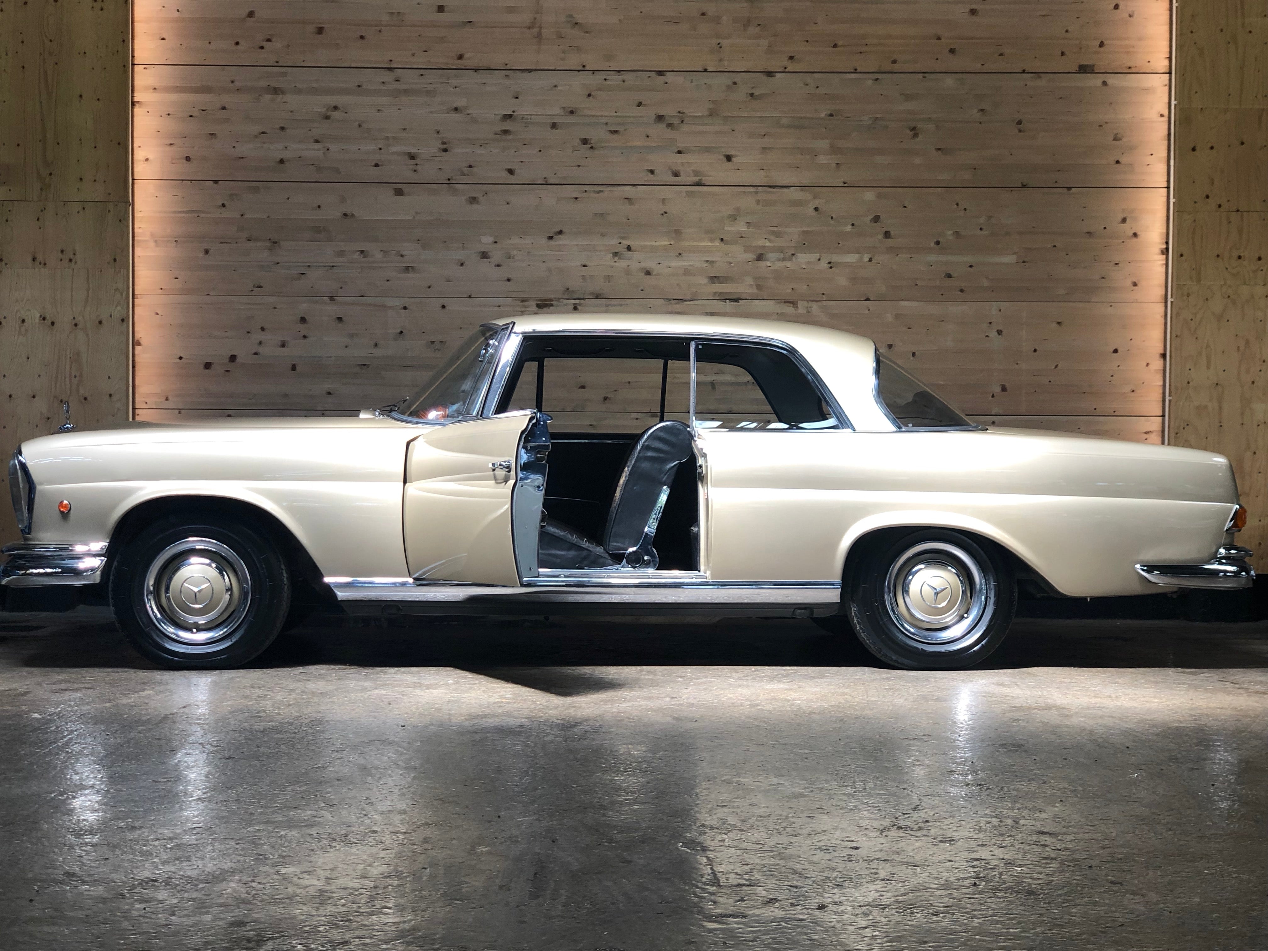 Mercedes 250 SE Coupé