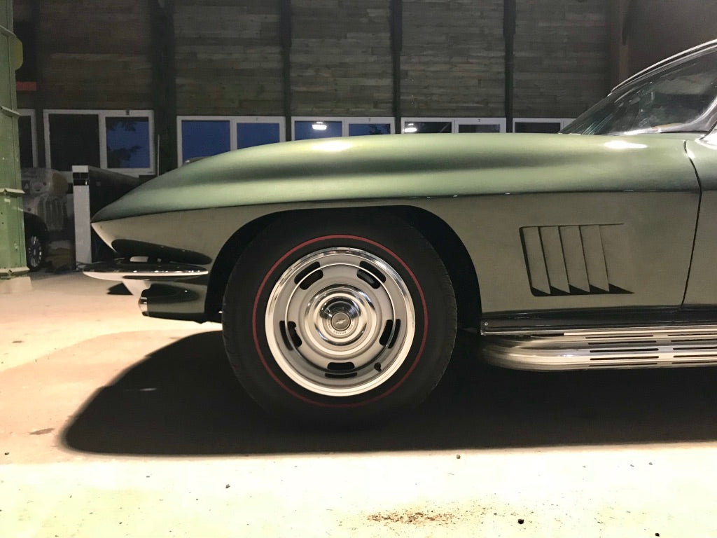 Chevrolet Corvette C2 Stingray Convertible V8 327ci