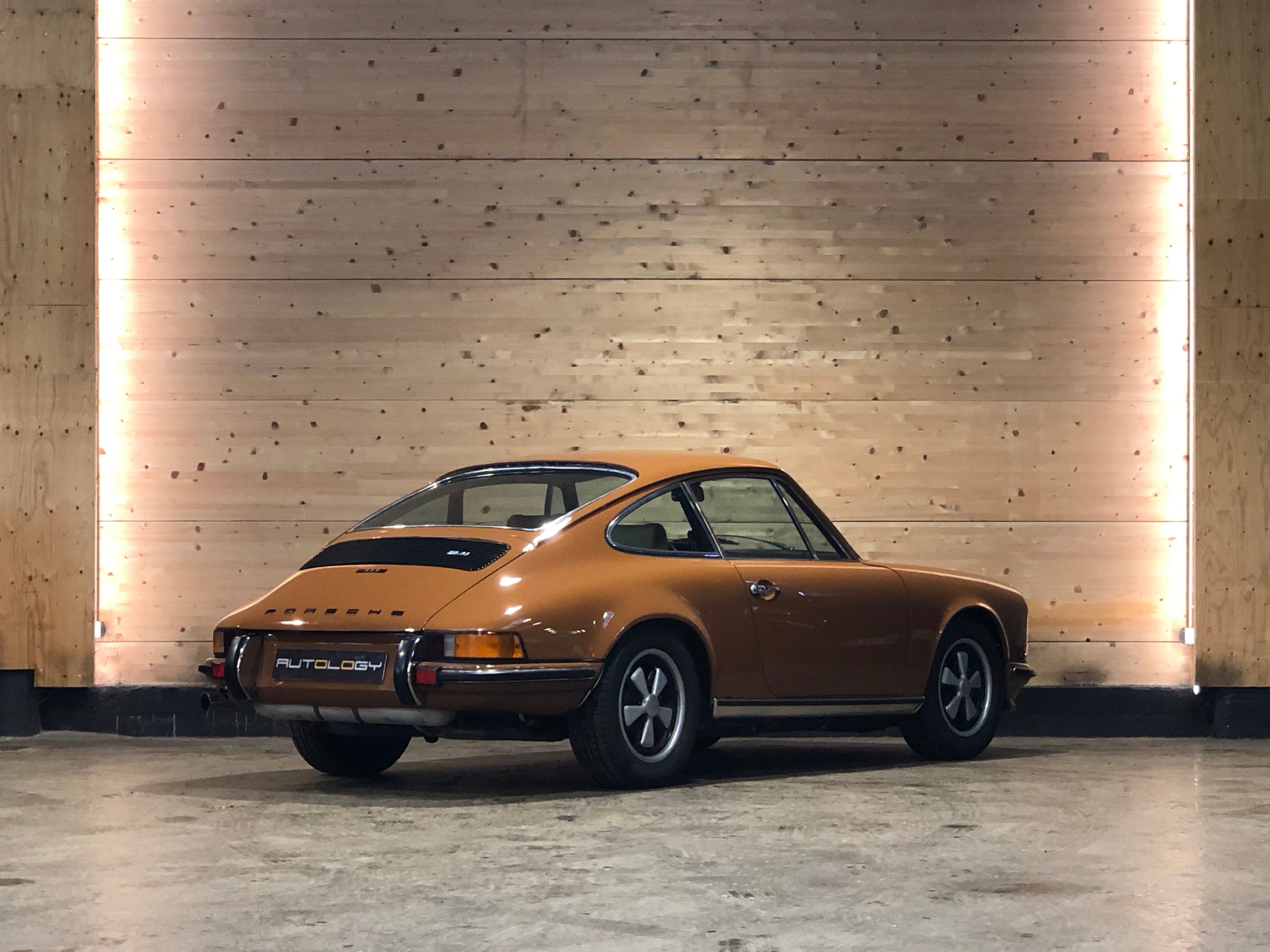 Porsche 911 2.4S Coupe