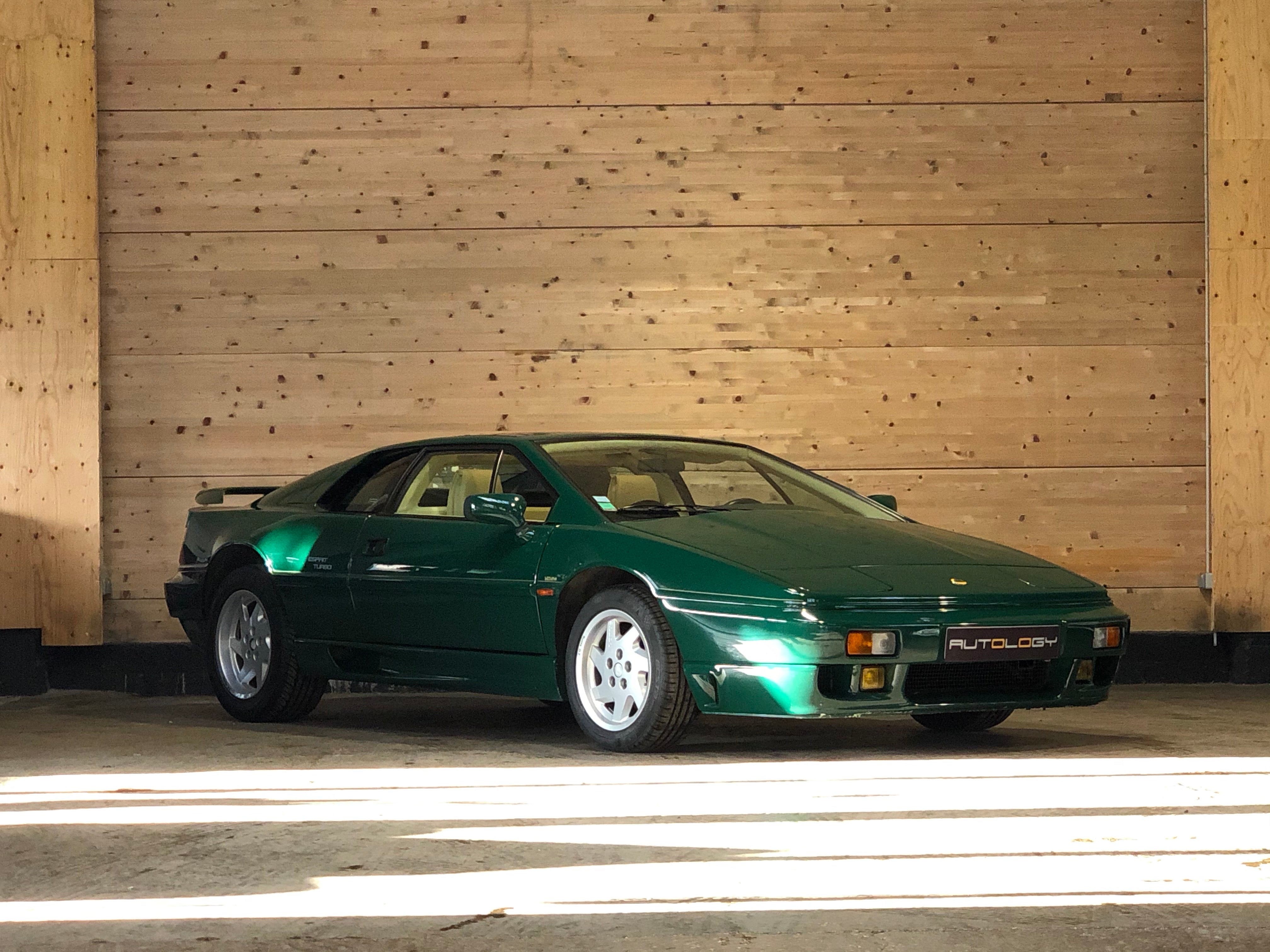 Lotus Esprit Turbo SE